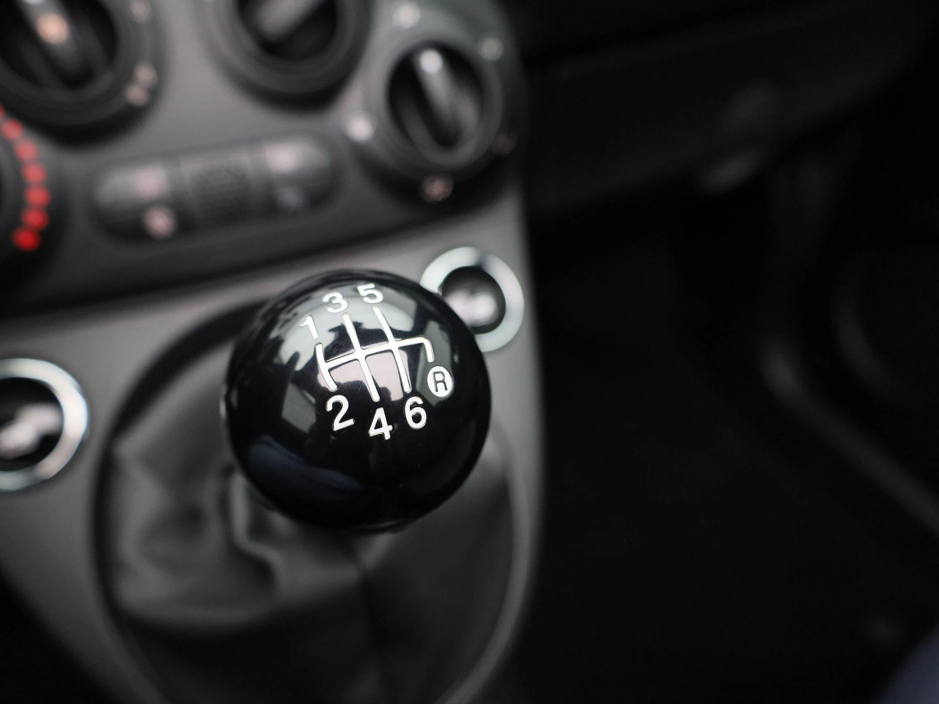 Fiat-500C-image-24
