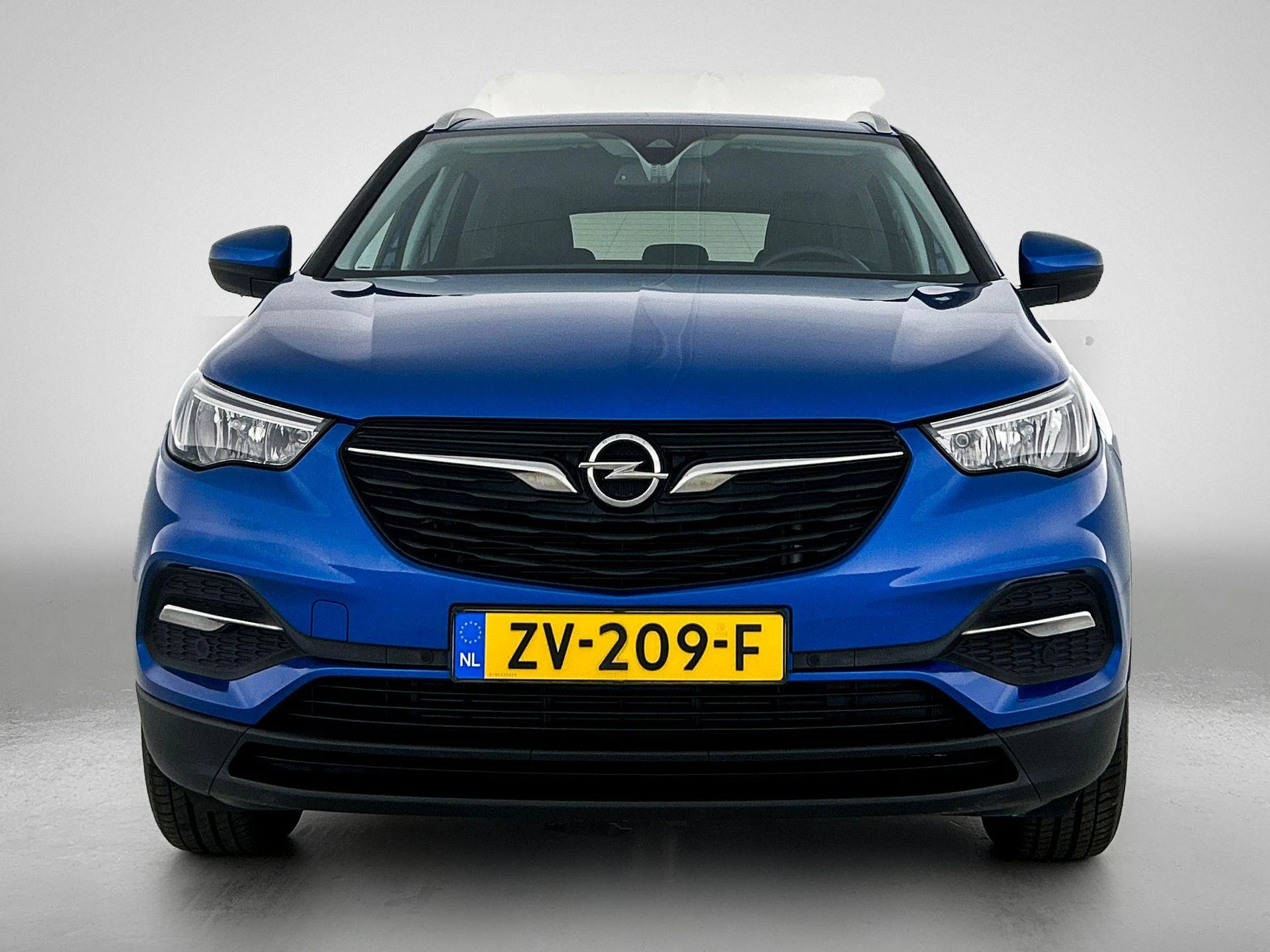Opel Grandland X 1.2 Turbo Business +