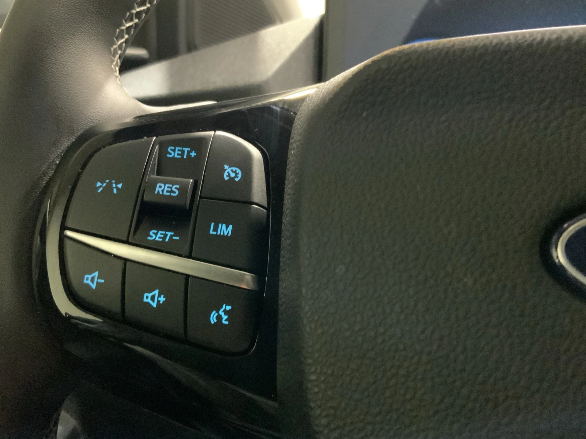 Ford-Puma-image-18