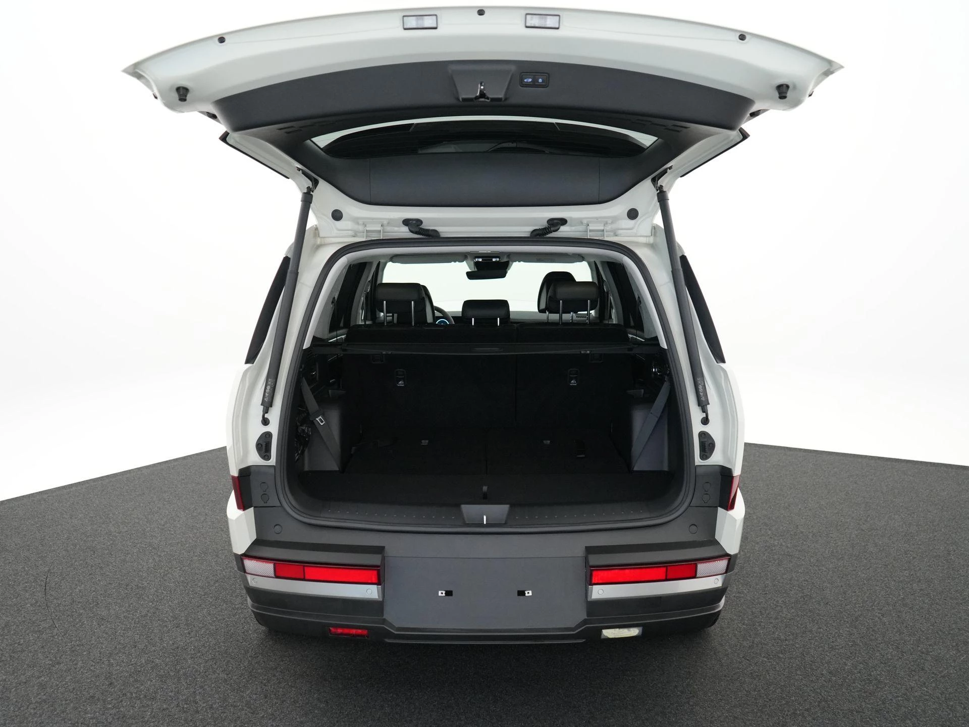 Hyundai-Santa Fe-image-35