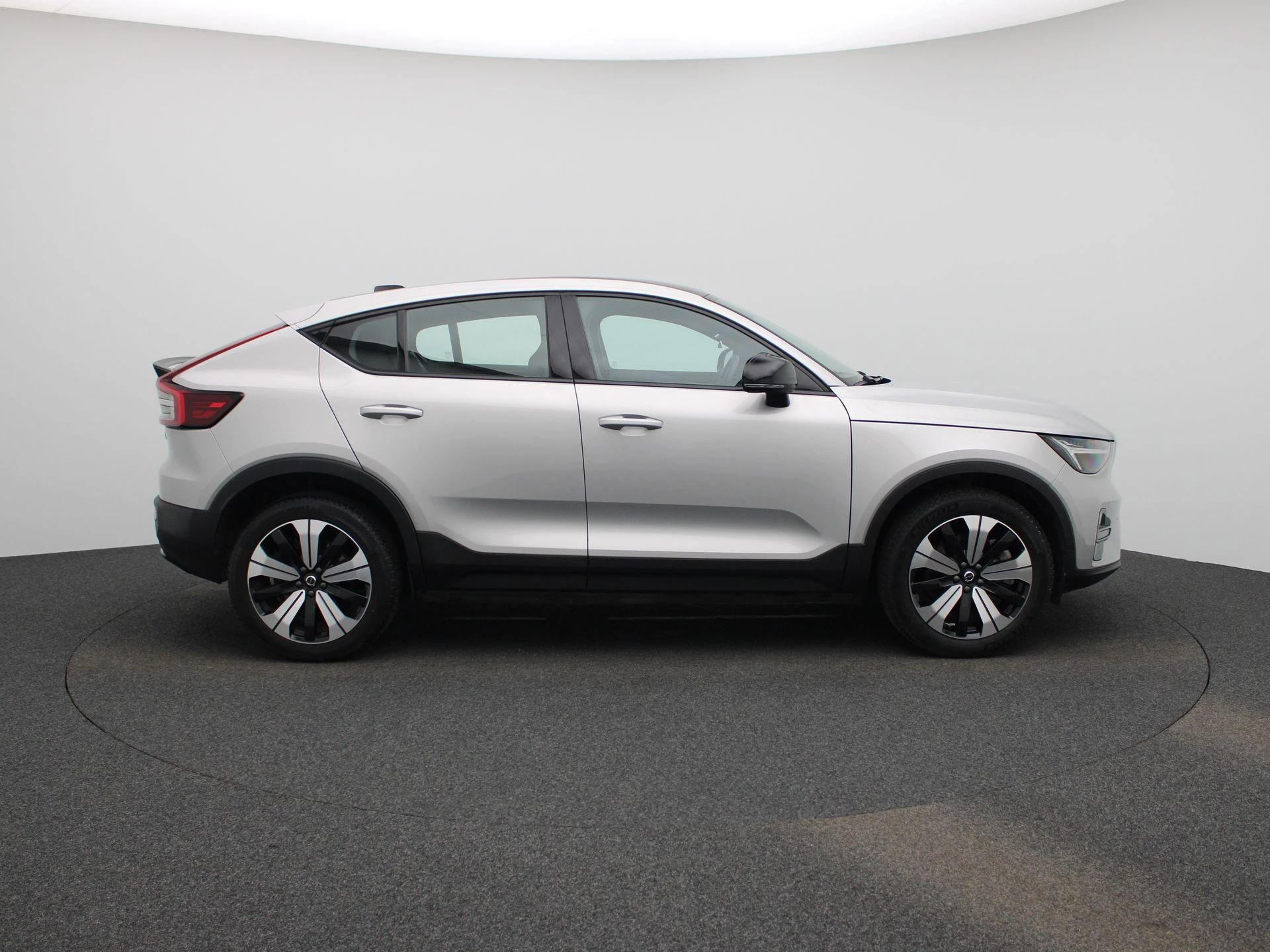 Volvo-C40-image-6