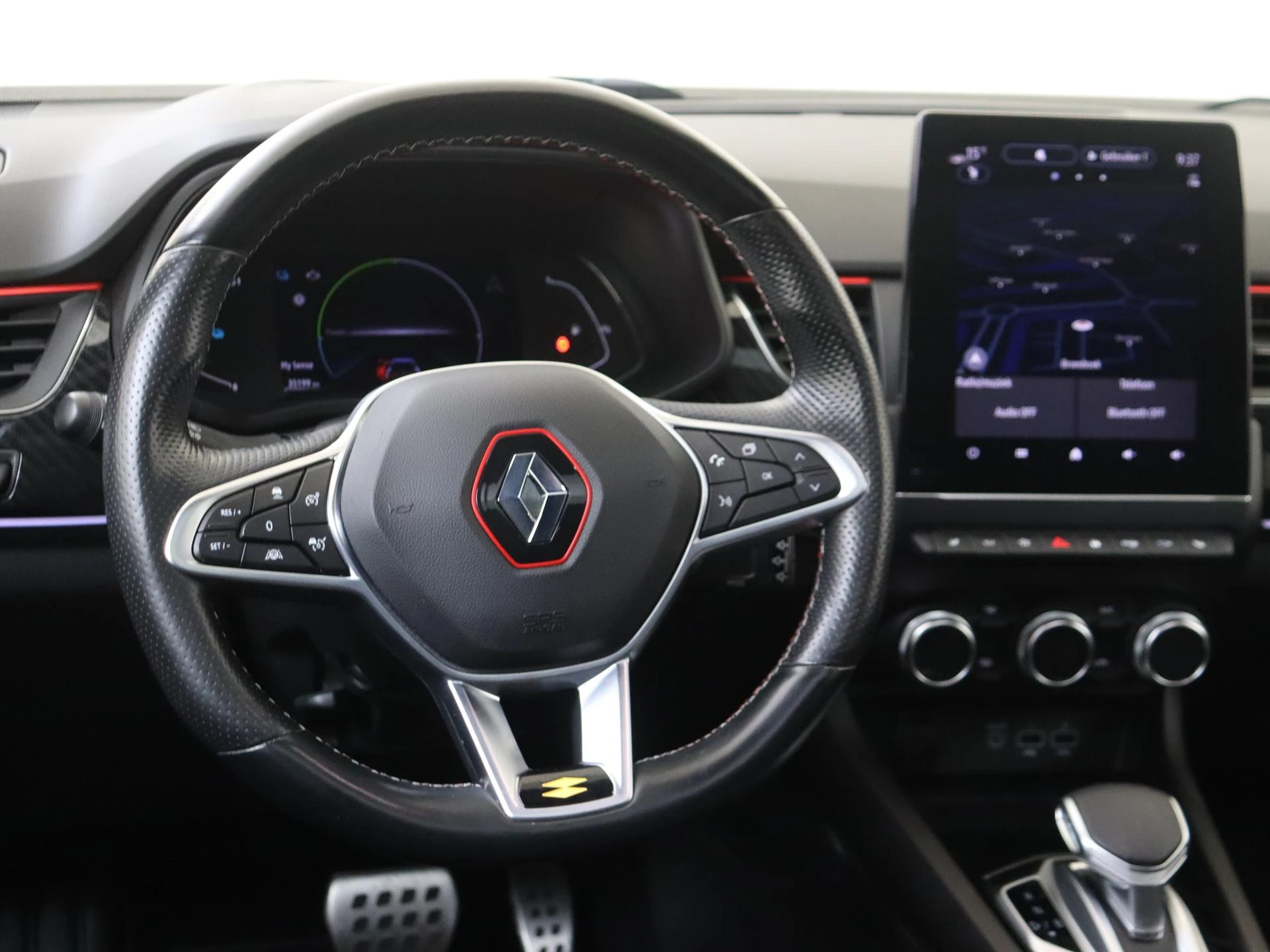 Renault-Arkana-image-10