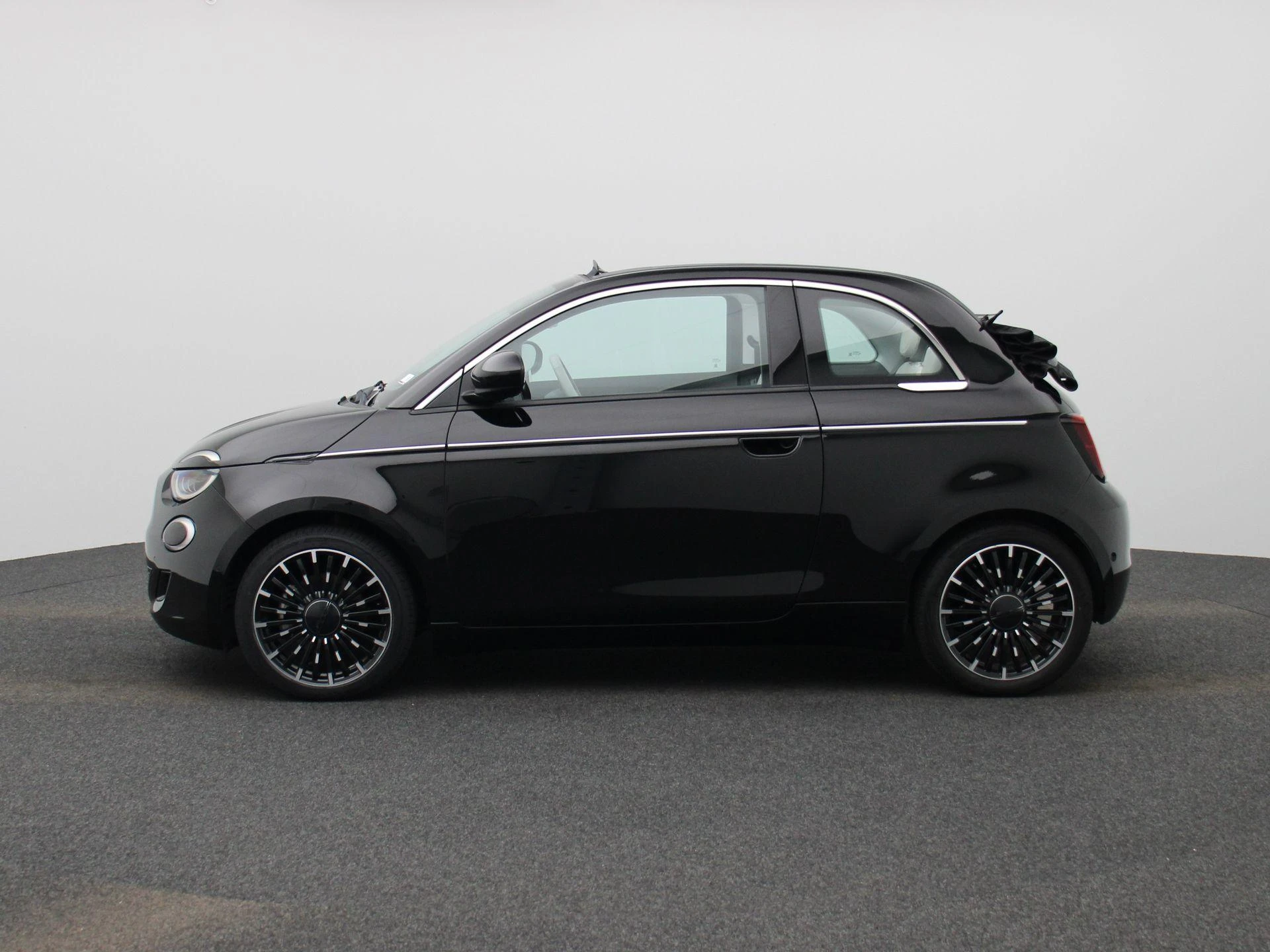 Fiat-500C-image-3