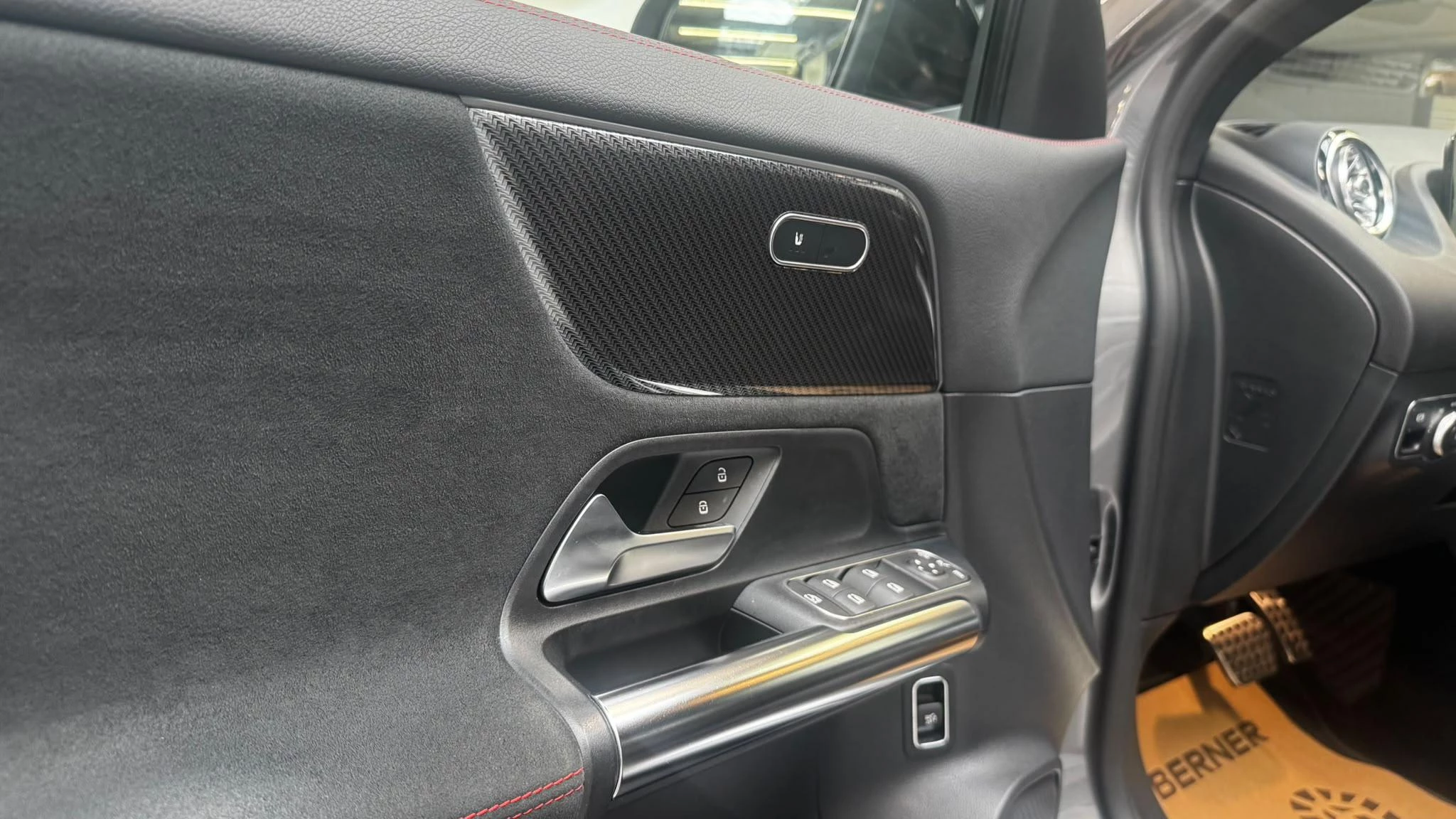 Mercedes-Benz GLA 200 d + AMG LINE + TREKHAAK + CAMERA +