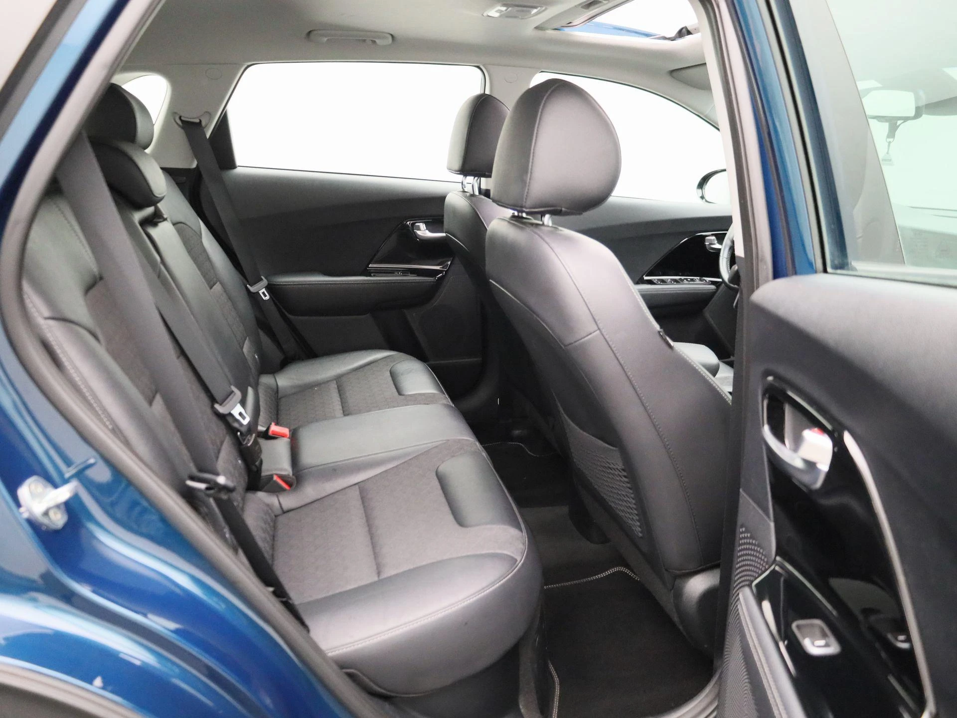 Kia-Niro-image-33