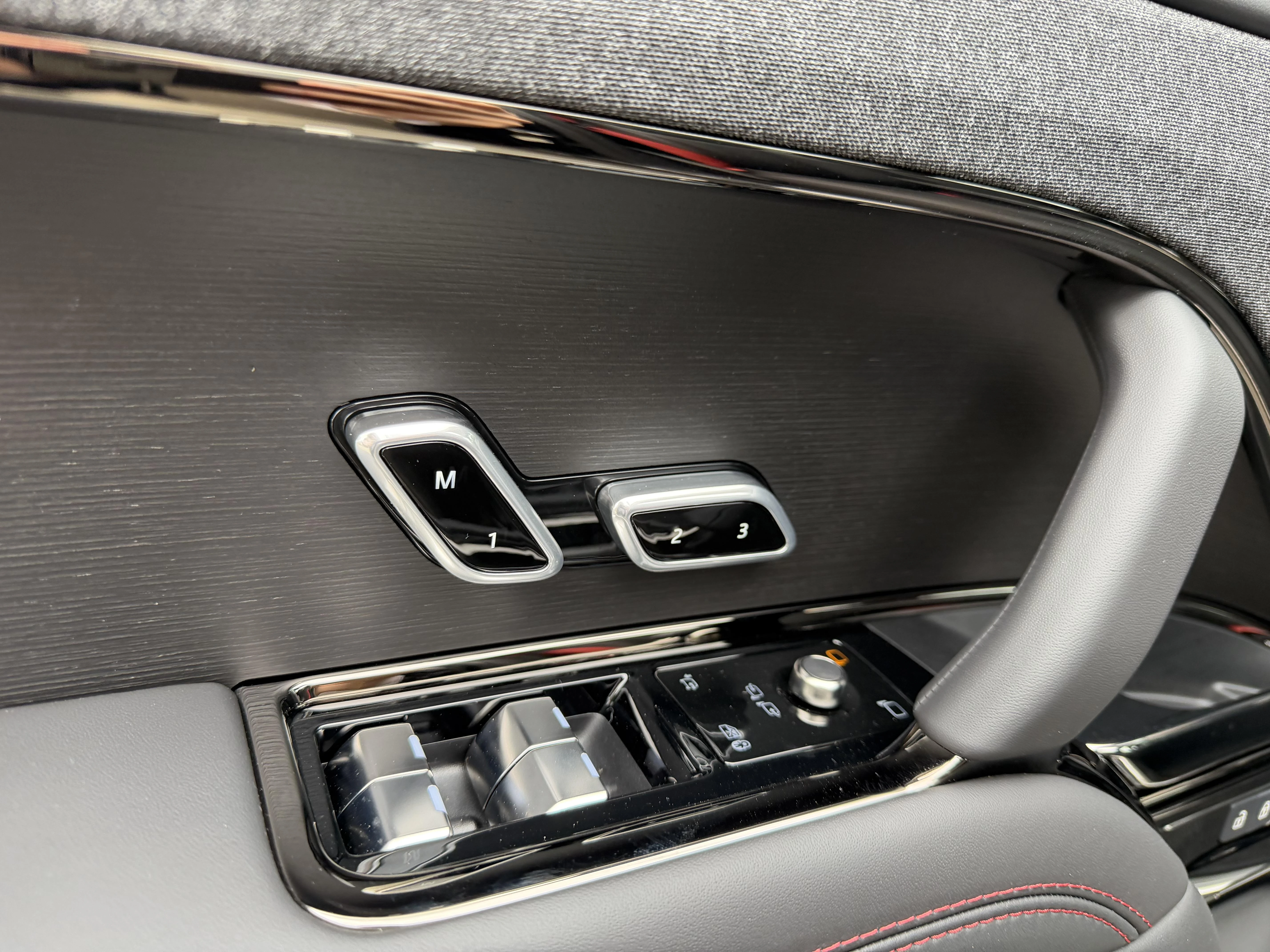 Land Rover-Range Rover Sport-image-28