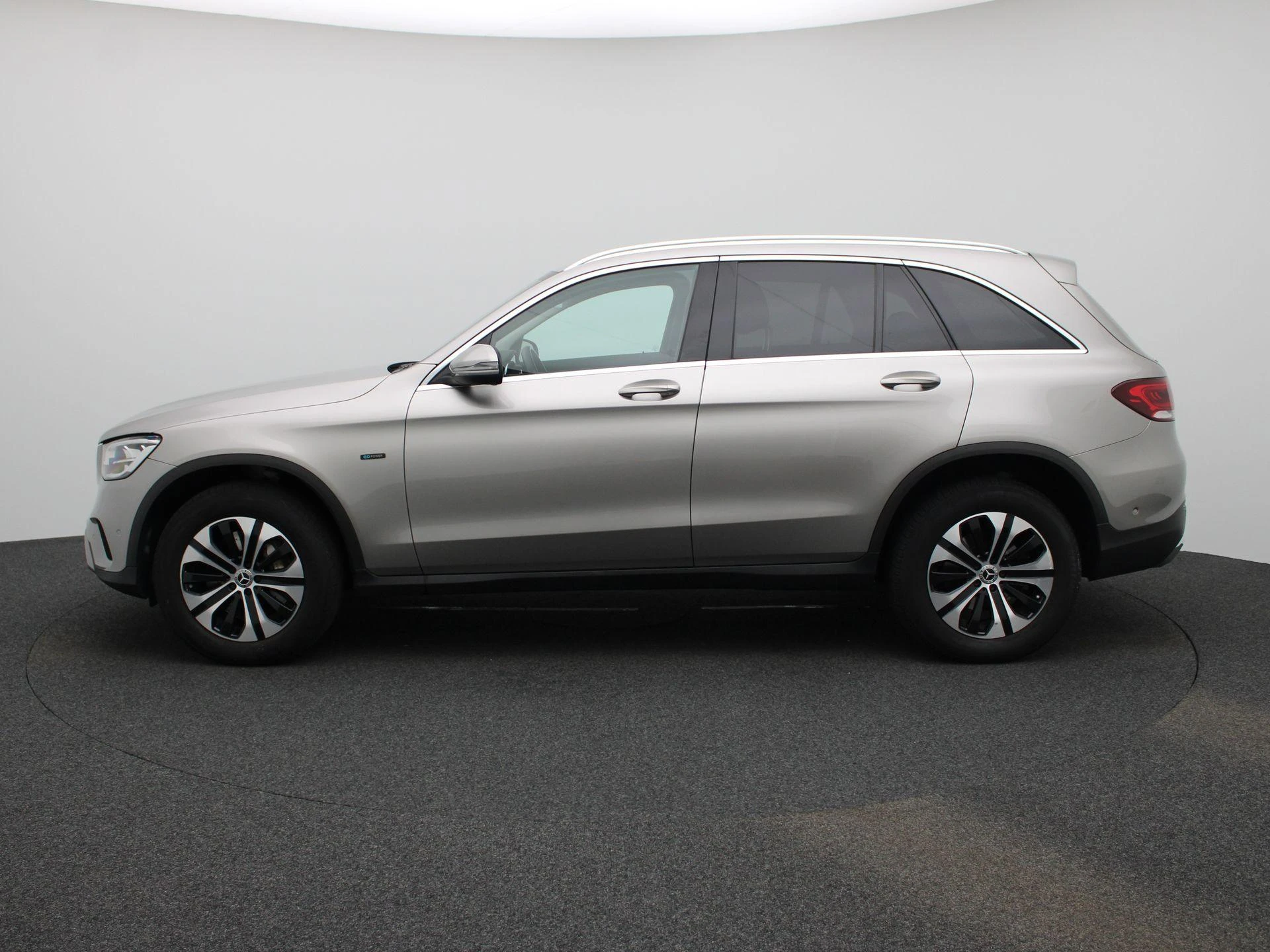 Mercedes-Benz-GLC-image-3