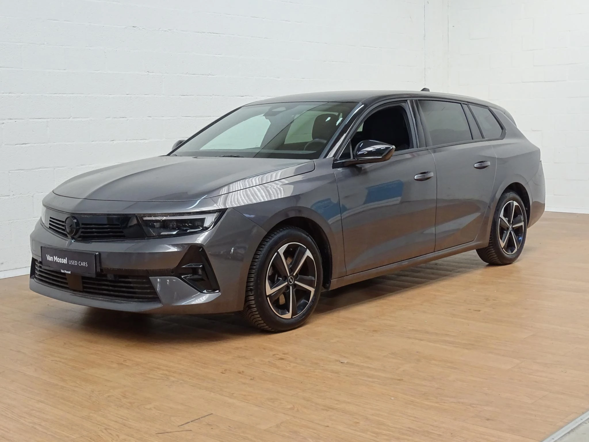 Opel-Astra-image-4