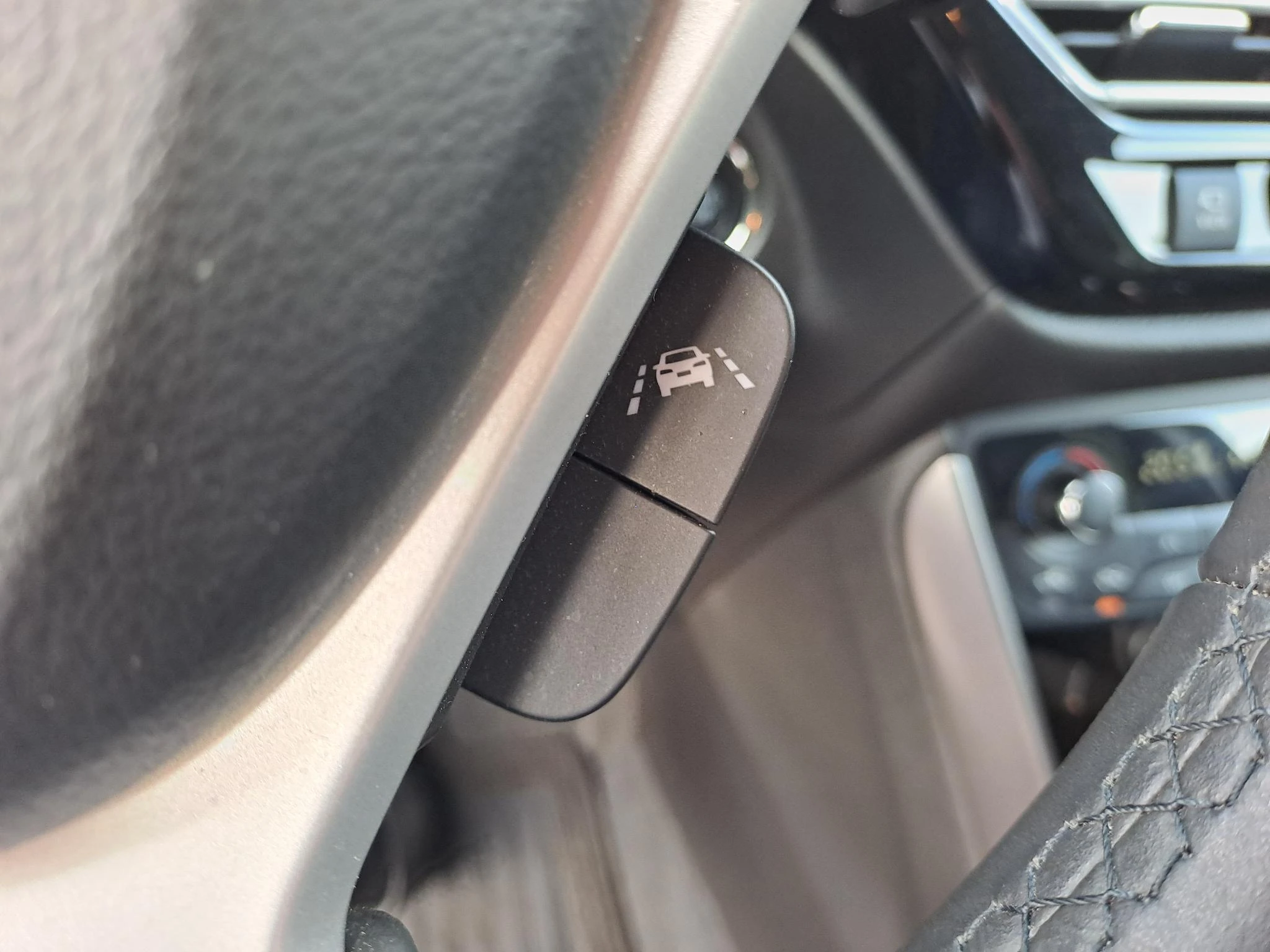 Suzuki-S-Cross-image-20
