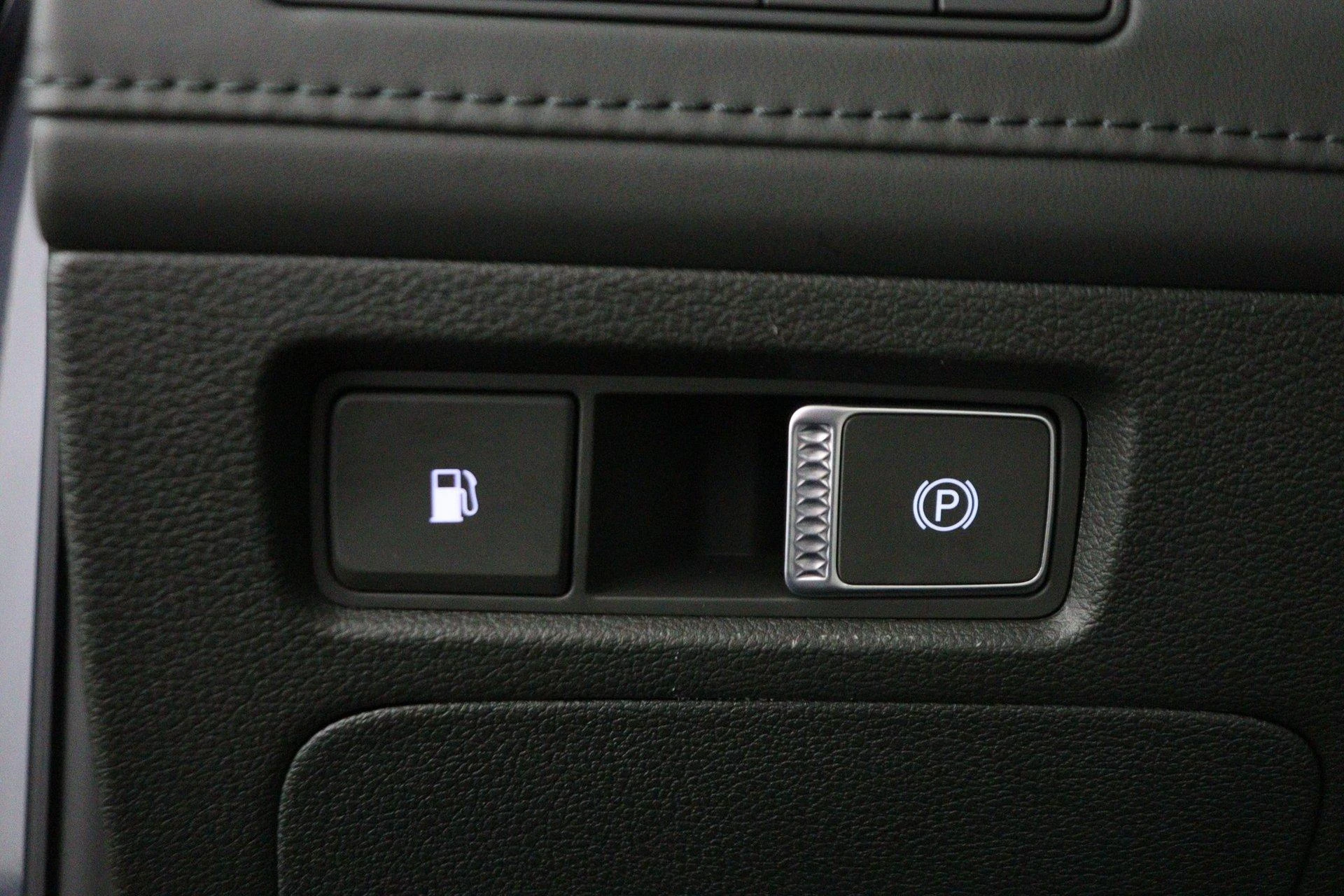 Hyundai-Santa Fe-image-52