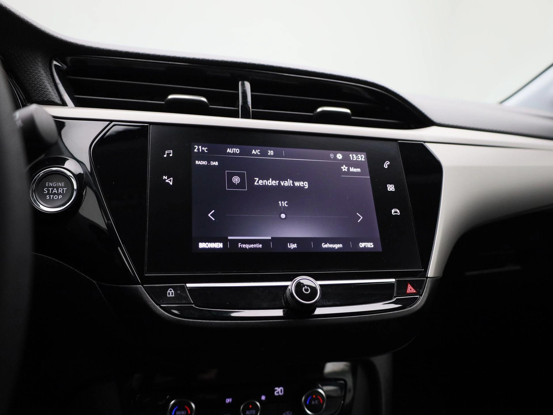 Opel-Corsa-e-image-14