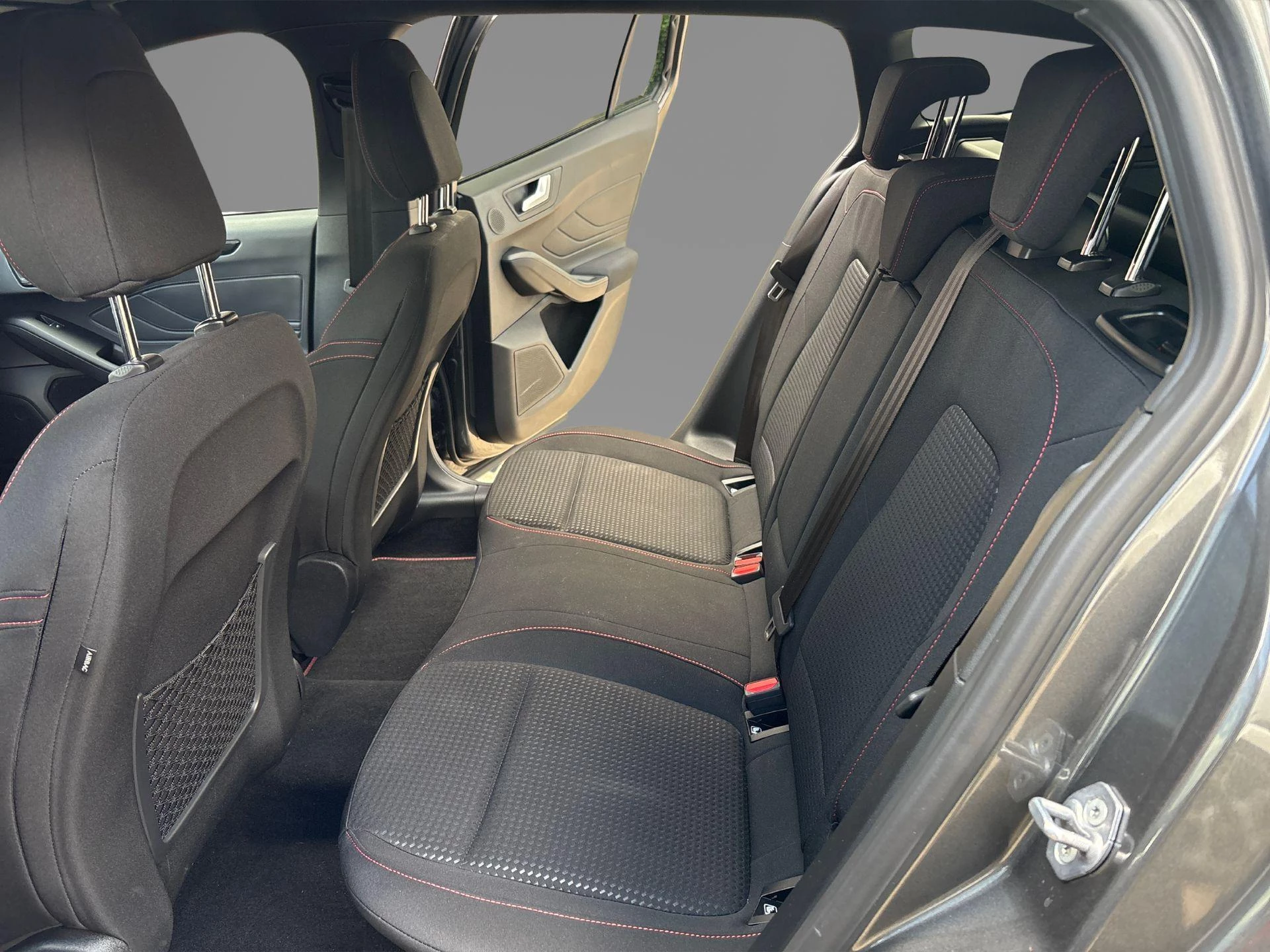 Ford Focus Wagon 1.0 EcoBoost Hybrid ST Line X