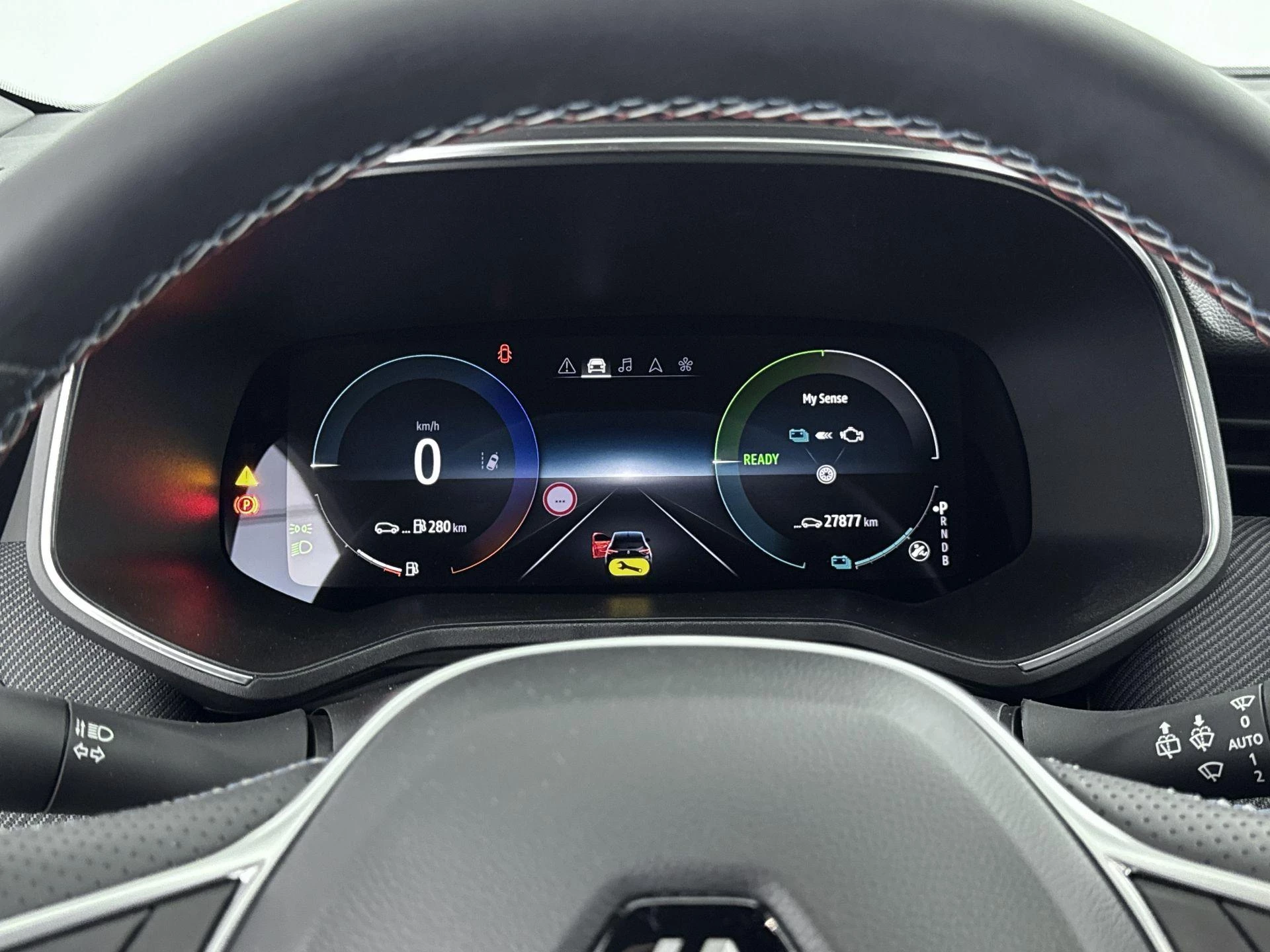 Renault-Clio-image-8