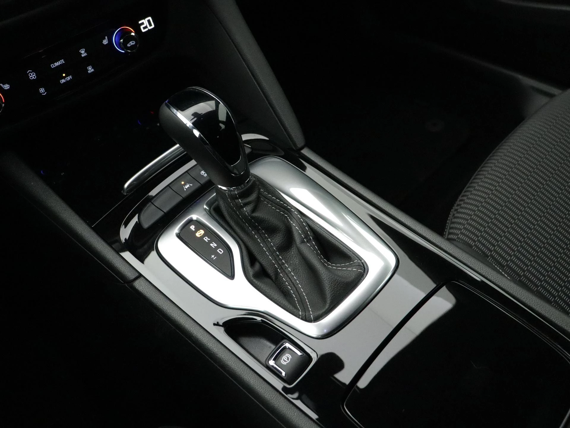 Opel-Insignia-image-9