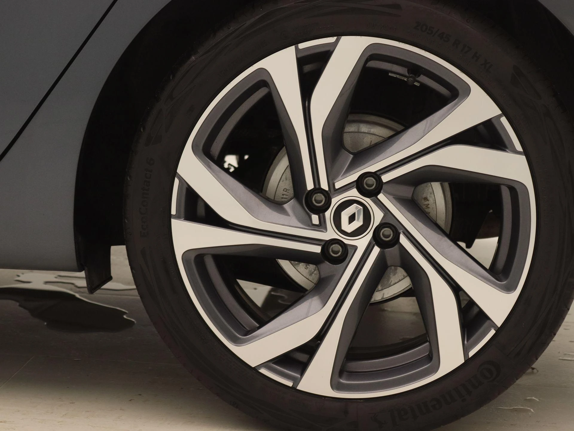 Renault-Clio-image-15