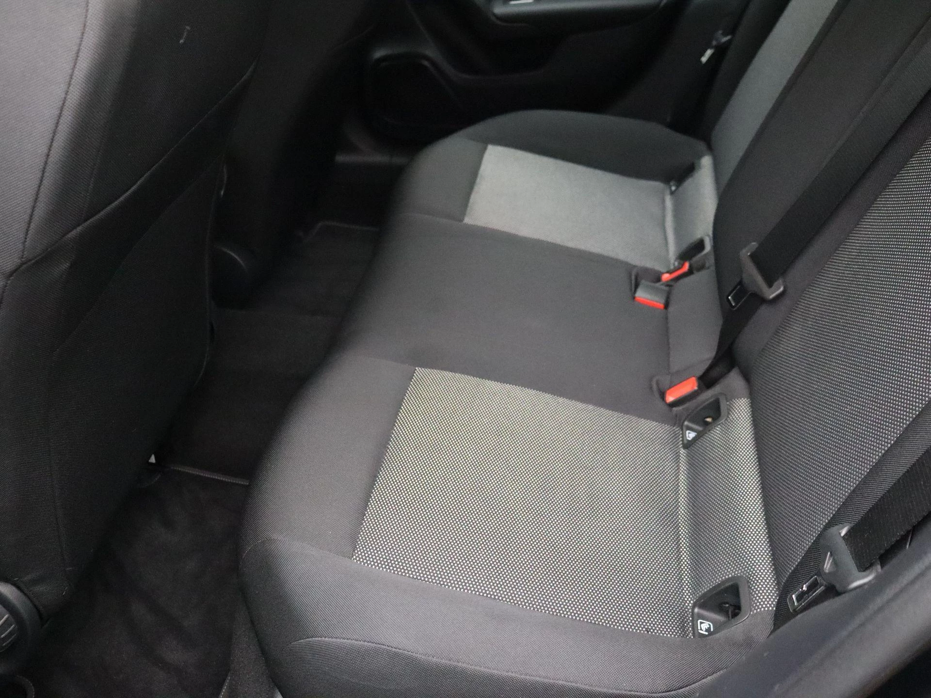 Mercedes-Benz Classe A Limousine 180d Business Solution