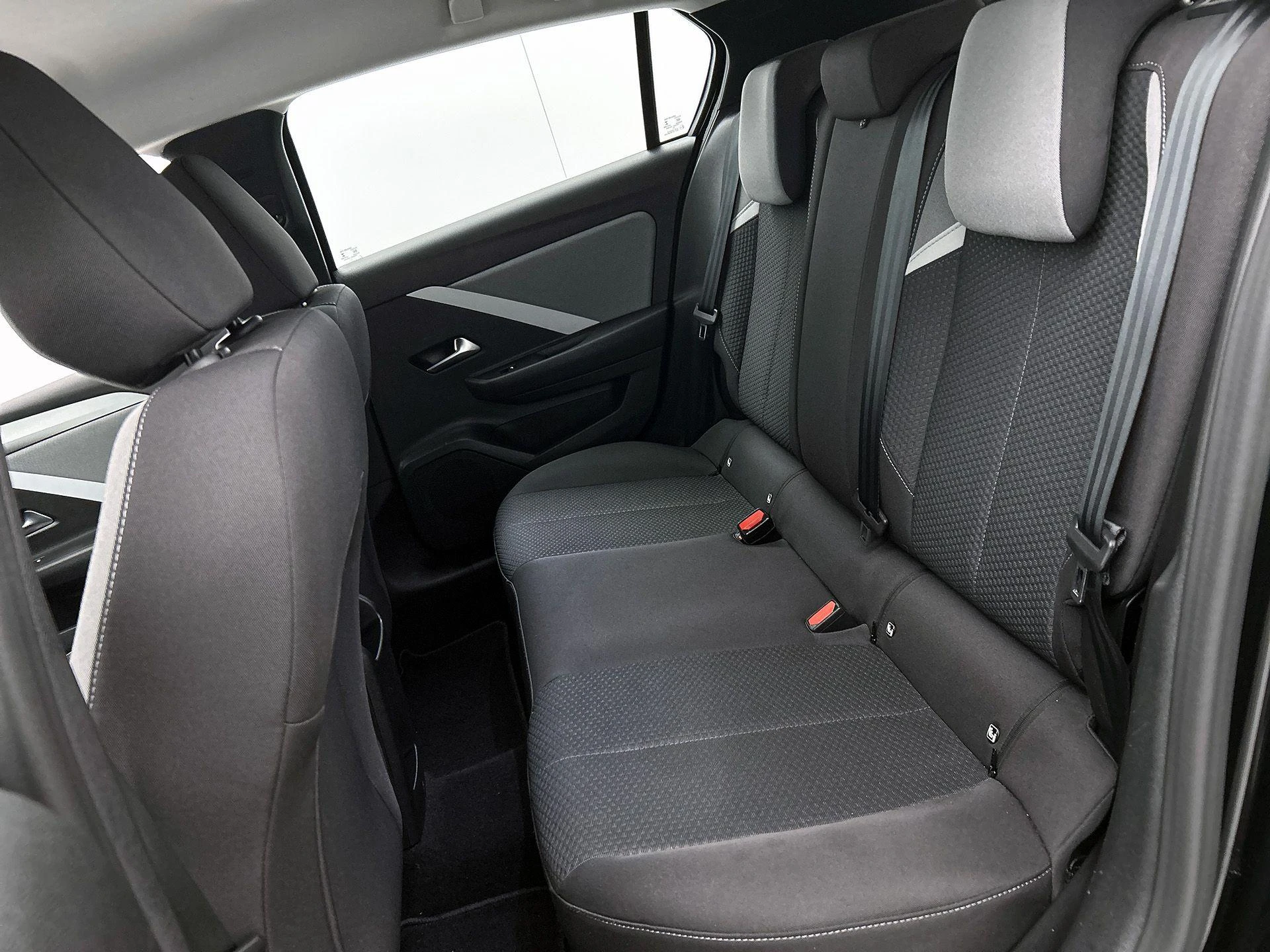 Opel-Astra-image-25