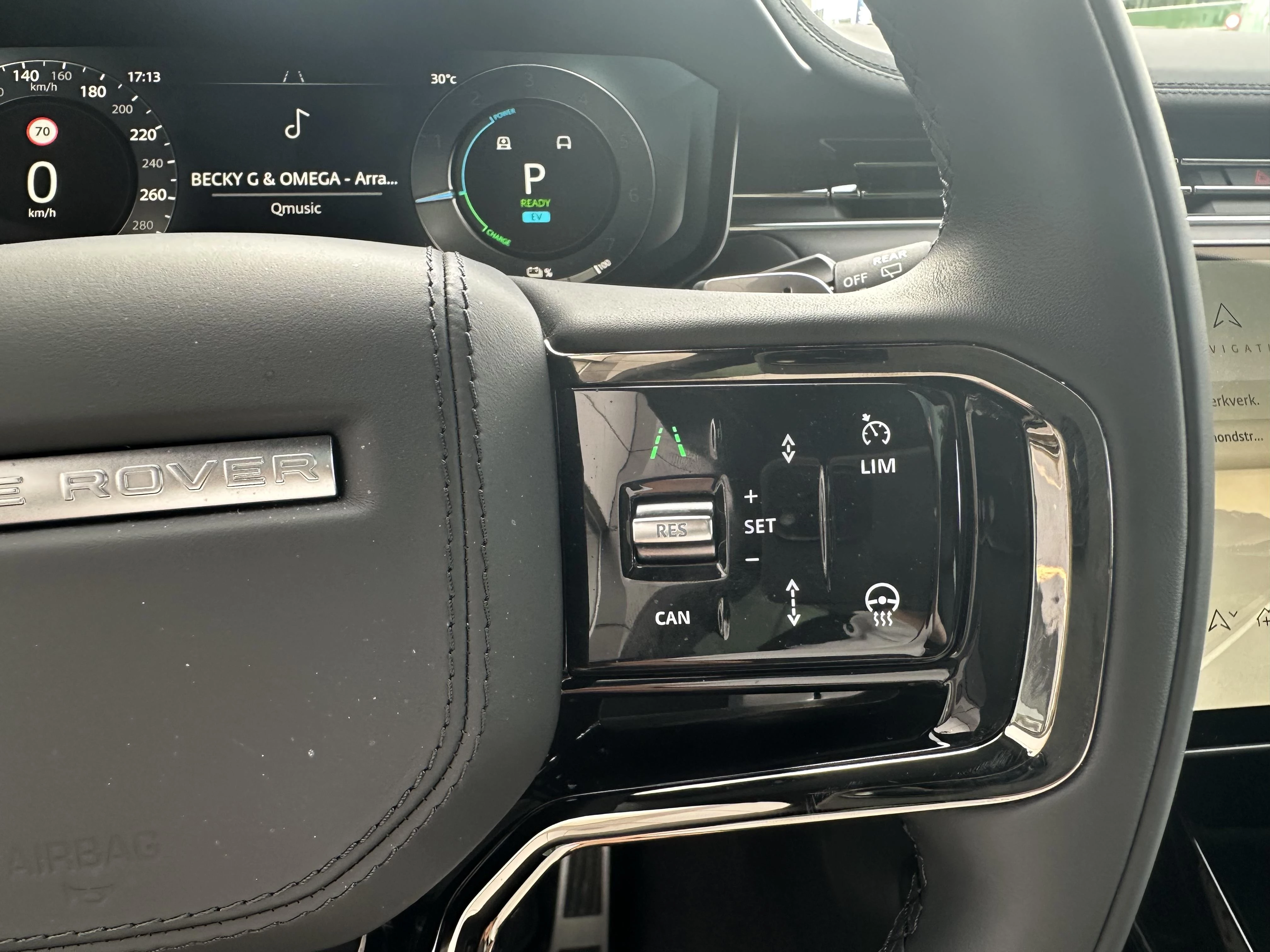 Land Rover-Range Rover Sport-image-15