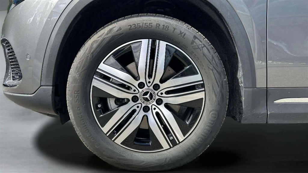 Mercedes-Benz-EQA-image-8