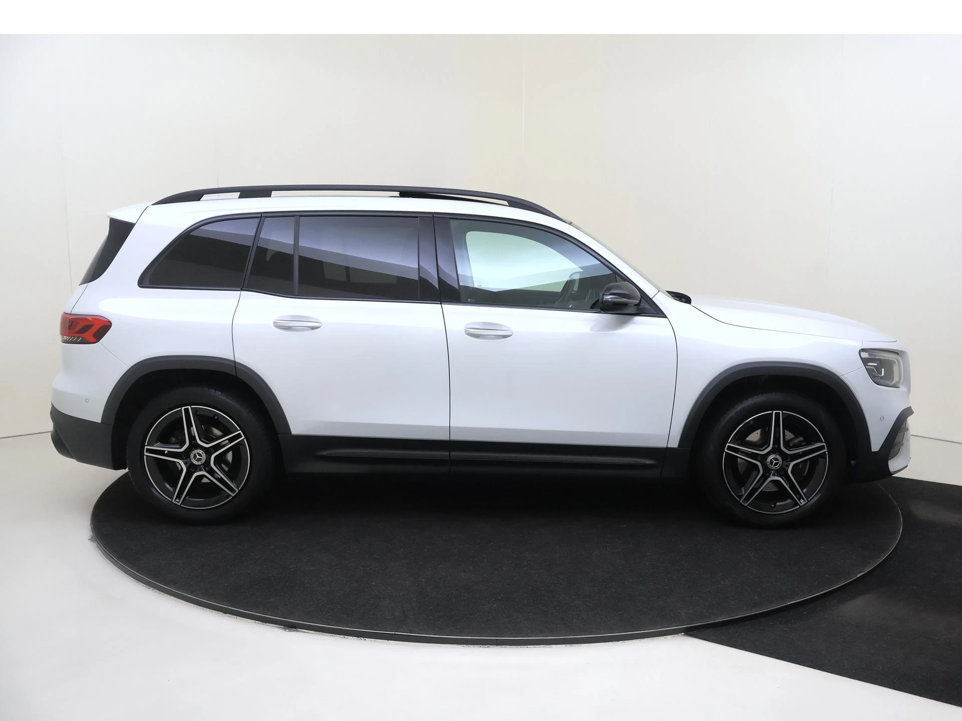 Mercedes-Benz GLB 180 Business Solution AMG
