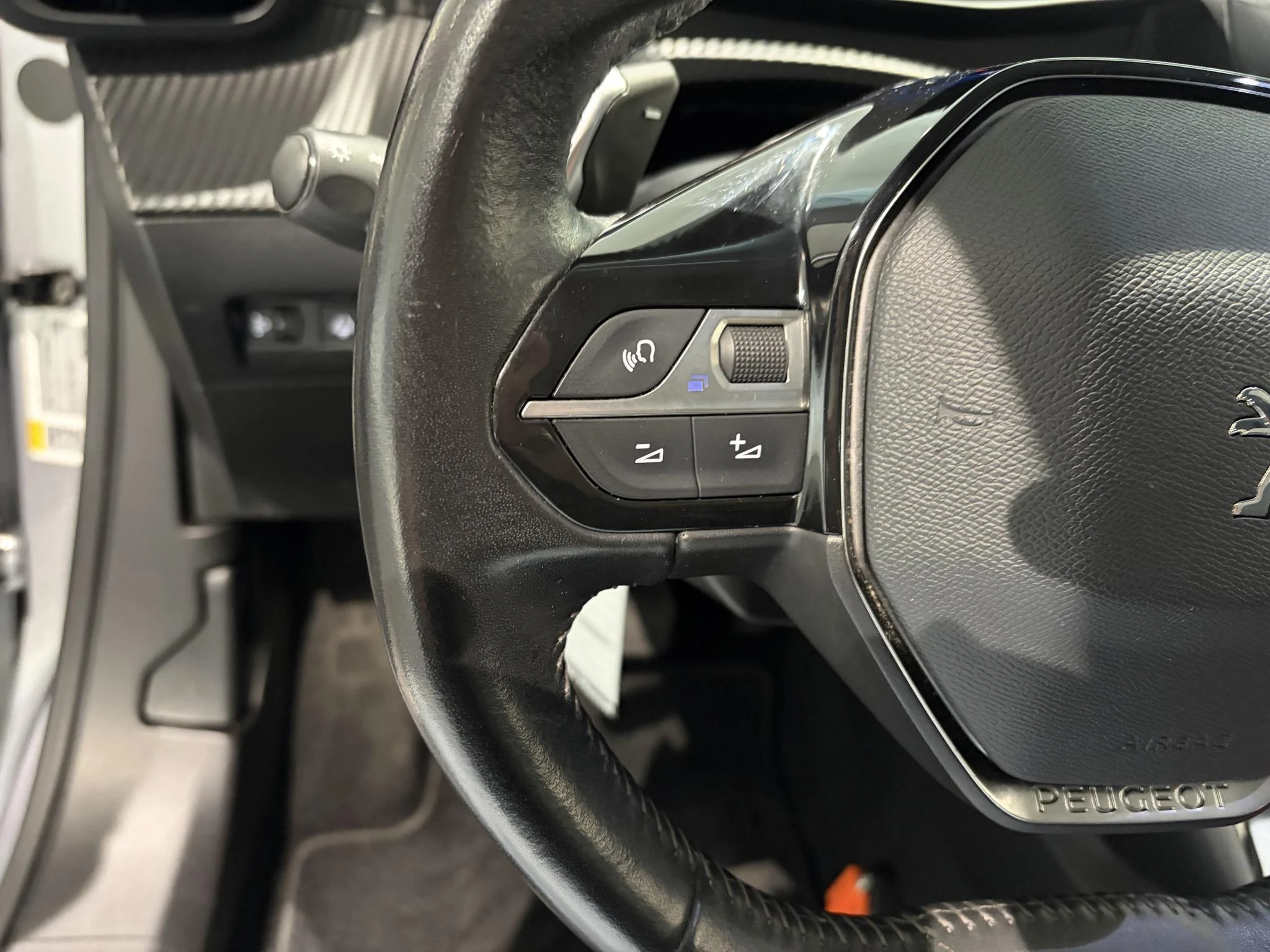 Peugeot-2008-image-11