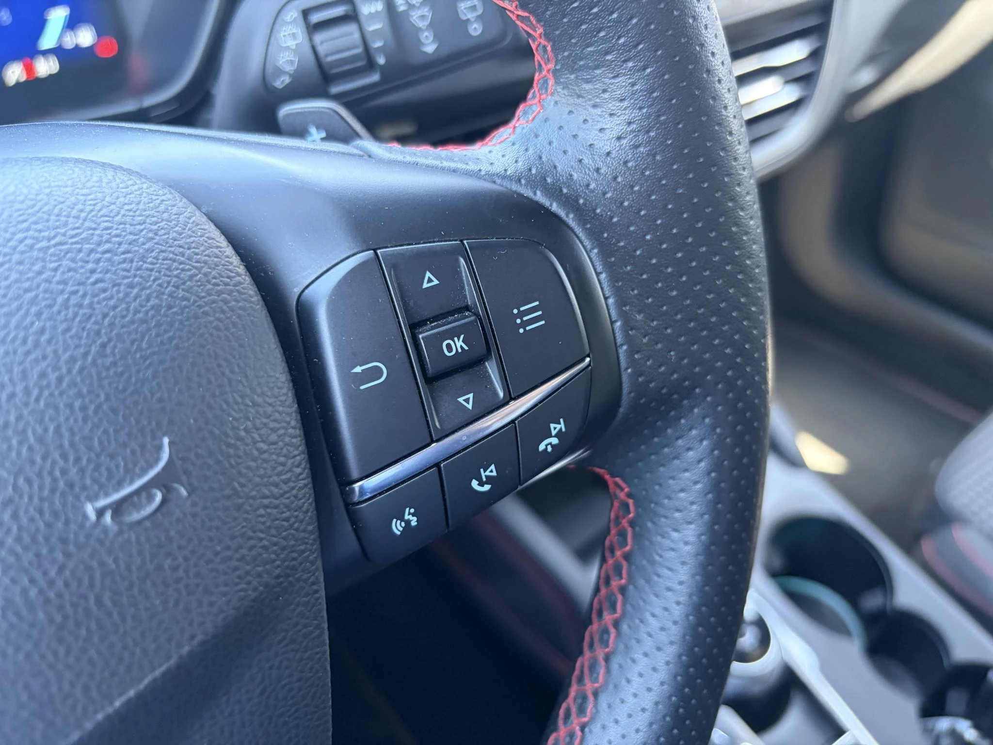 Ford Focus Wagon 1.0 EcoBoost Hybrid ST Line X Business