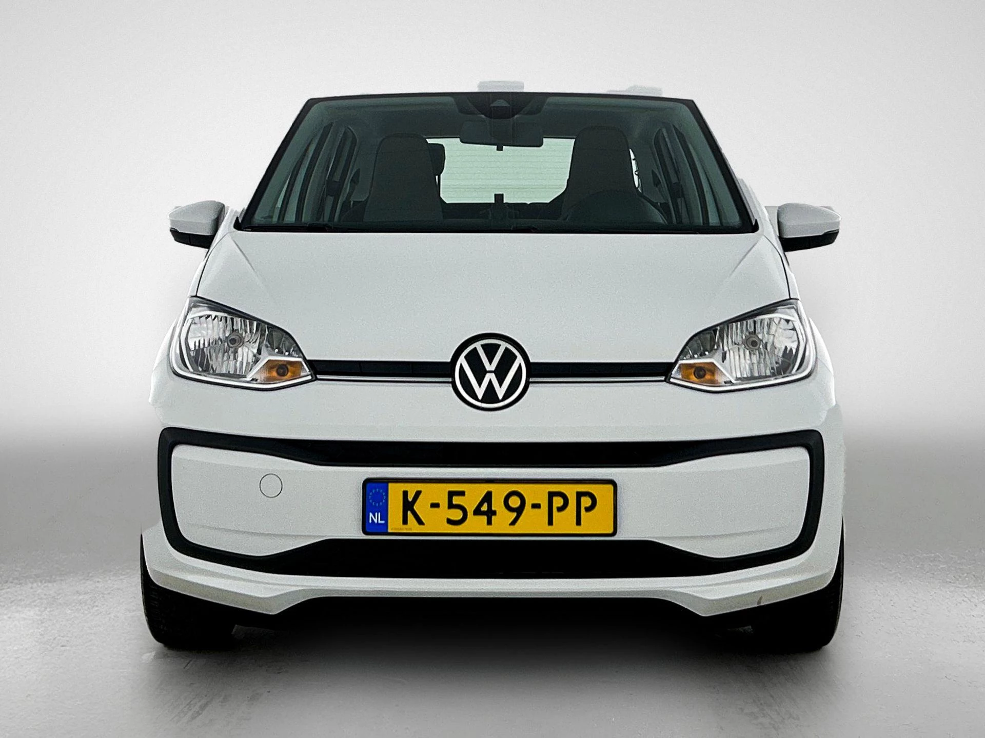 Volkswagen-up!-image-4