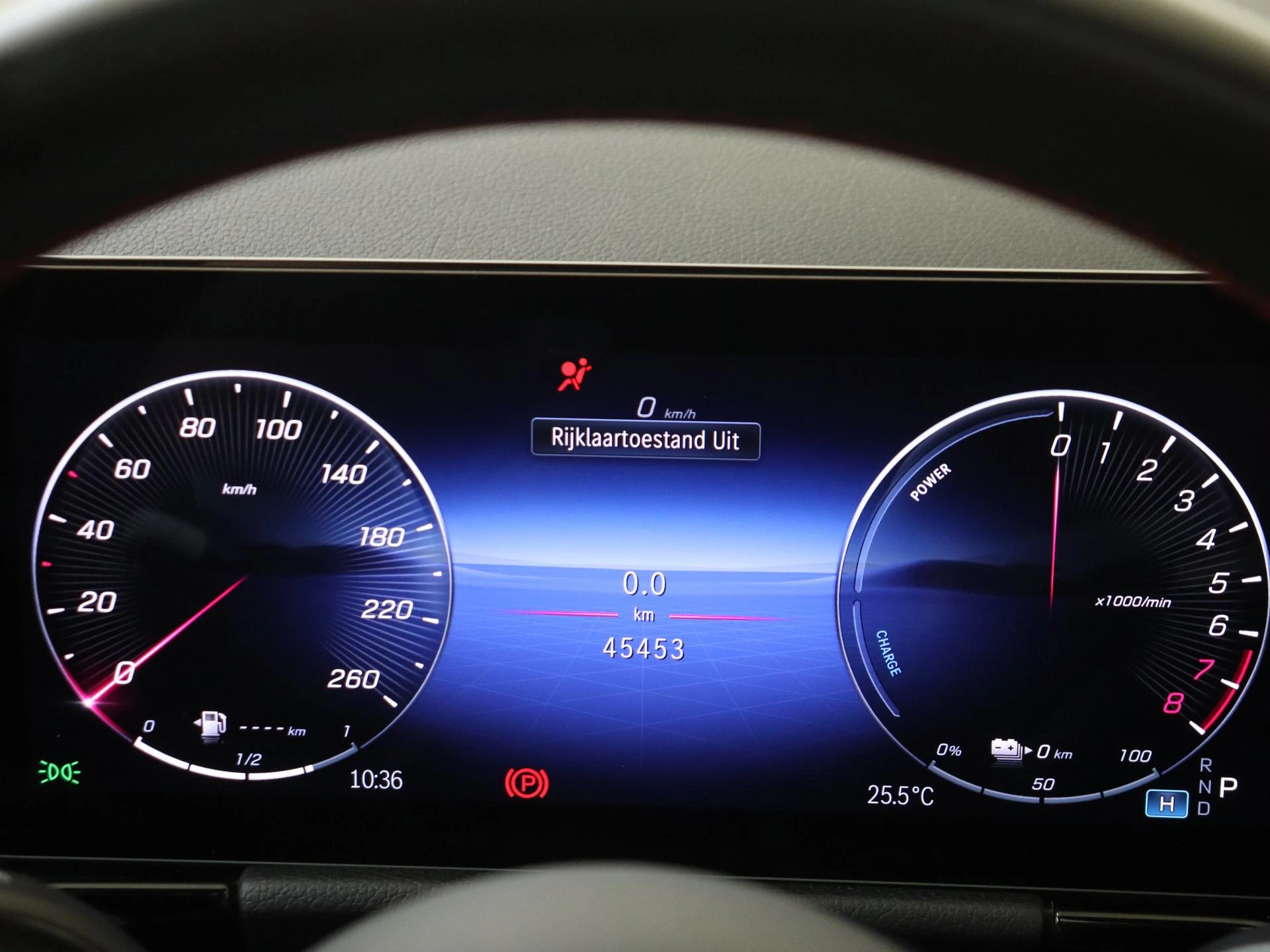 Mercedes-Benz-B-Klasse-image-11