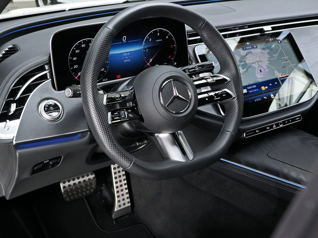 Mercedes-Benz-E-Klasse 220 d-image-9