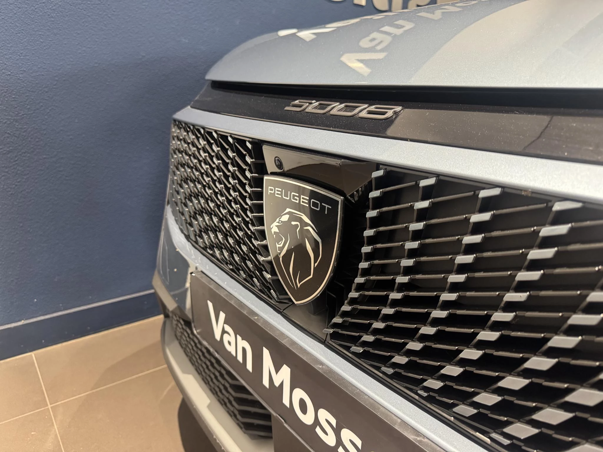 Peugeot-5008-image-8