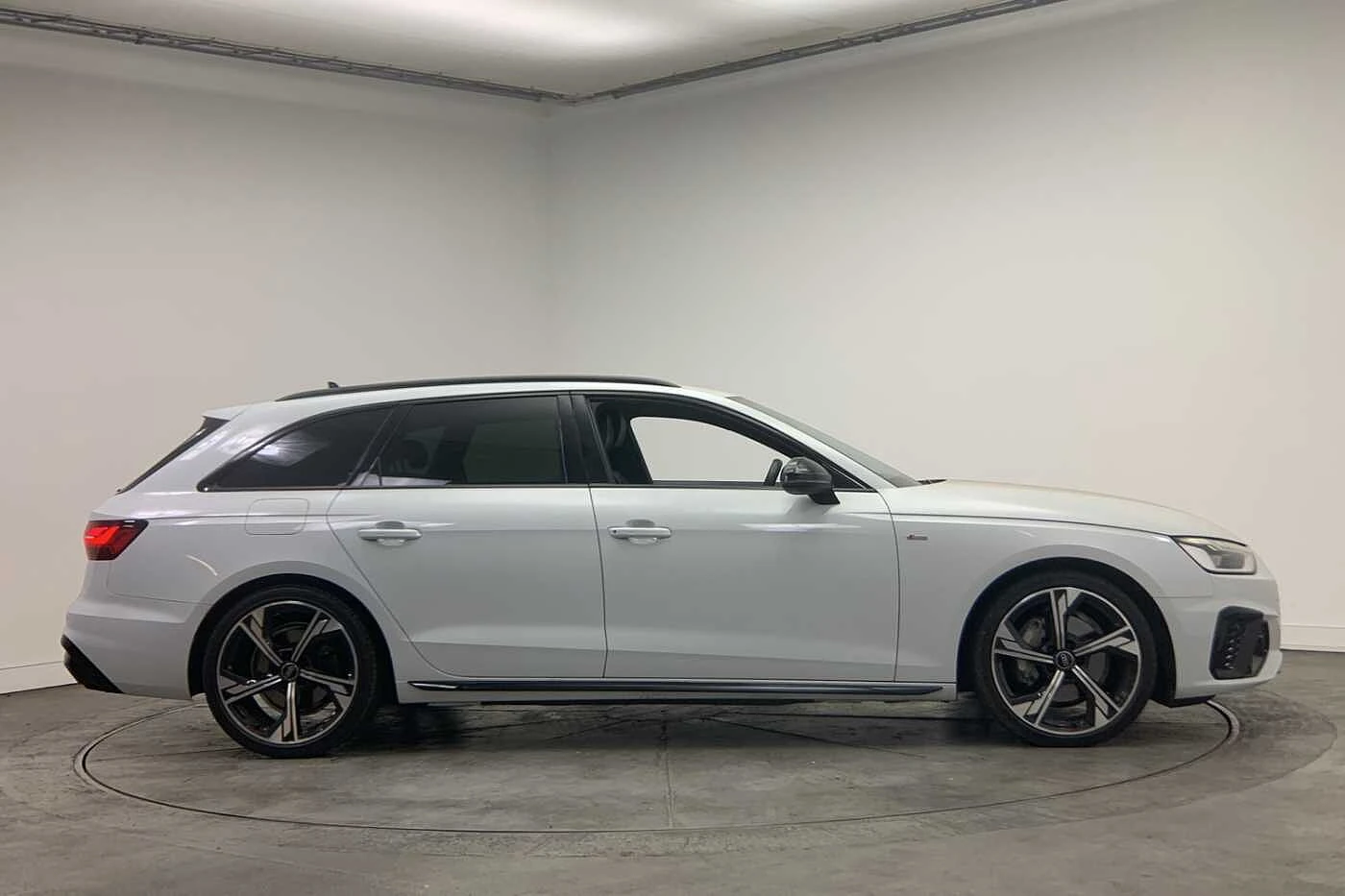 Audi-A4-image-3