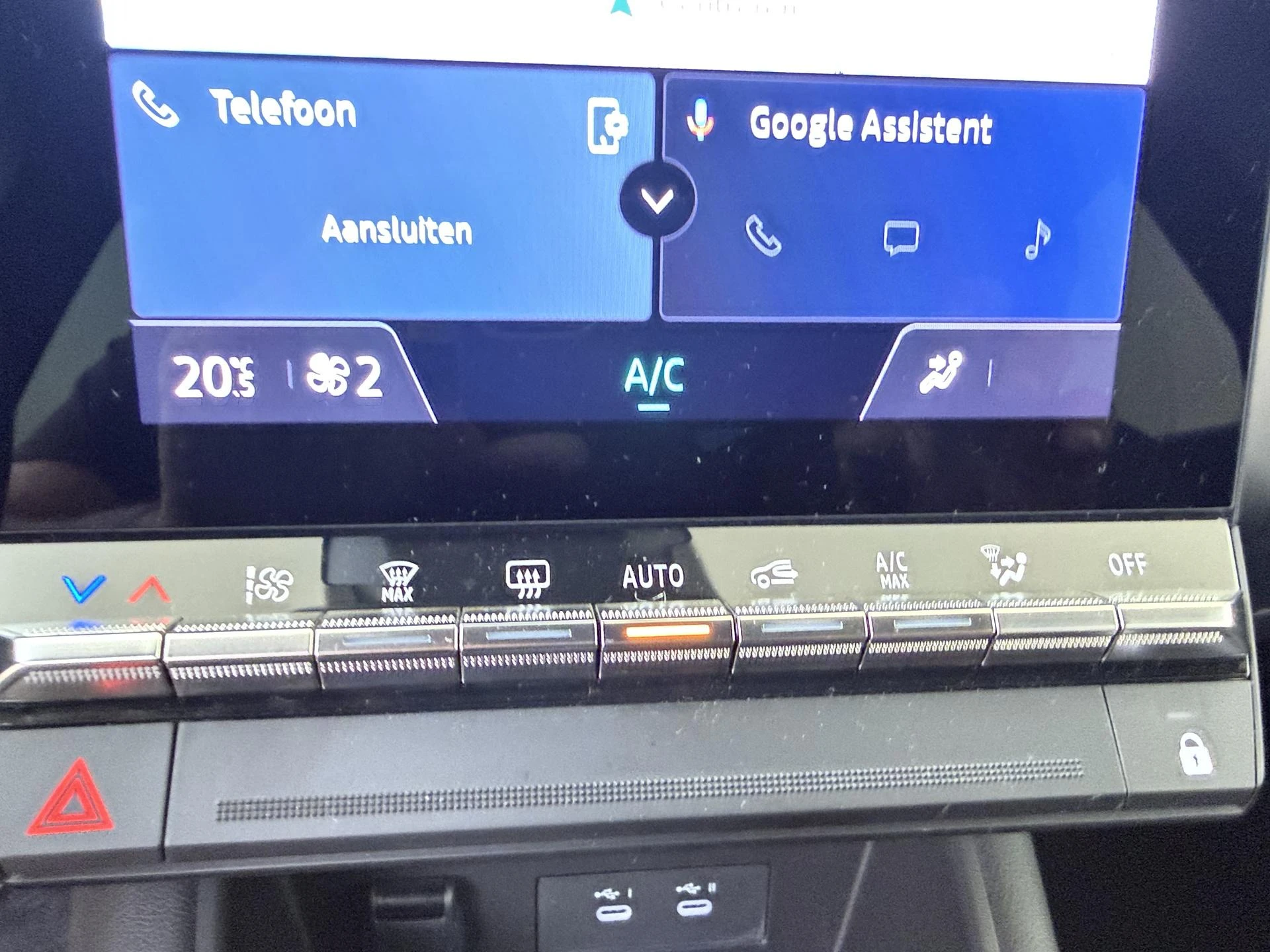 Renault-Captur-image-17