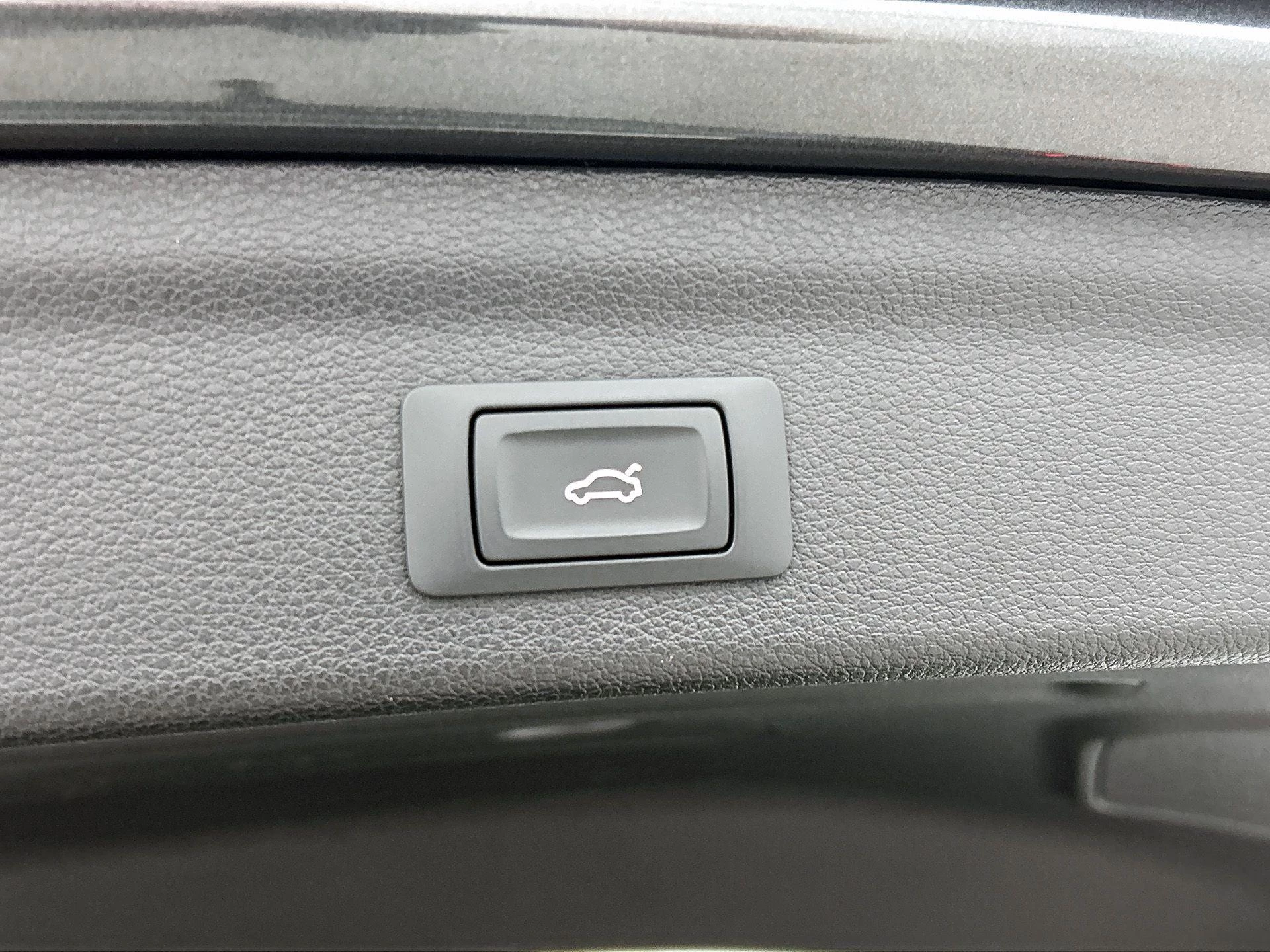 Audi Q3 40 TFSI quattro S Line 190 PK