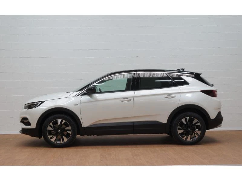 Opel-Grandland X-image-5