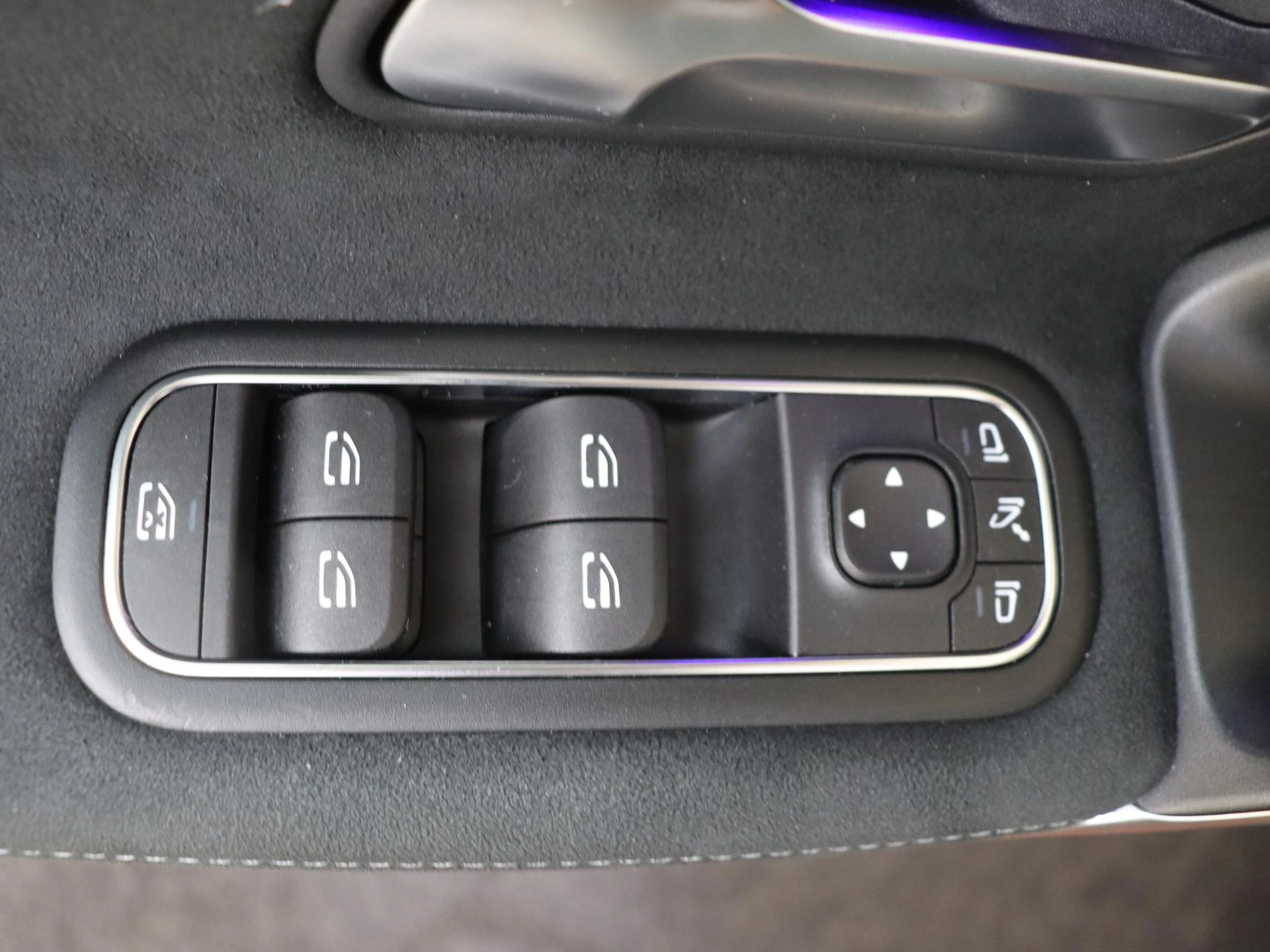 Mercedes-Benz-A-Klasse-image-27