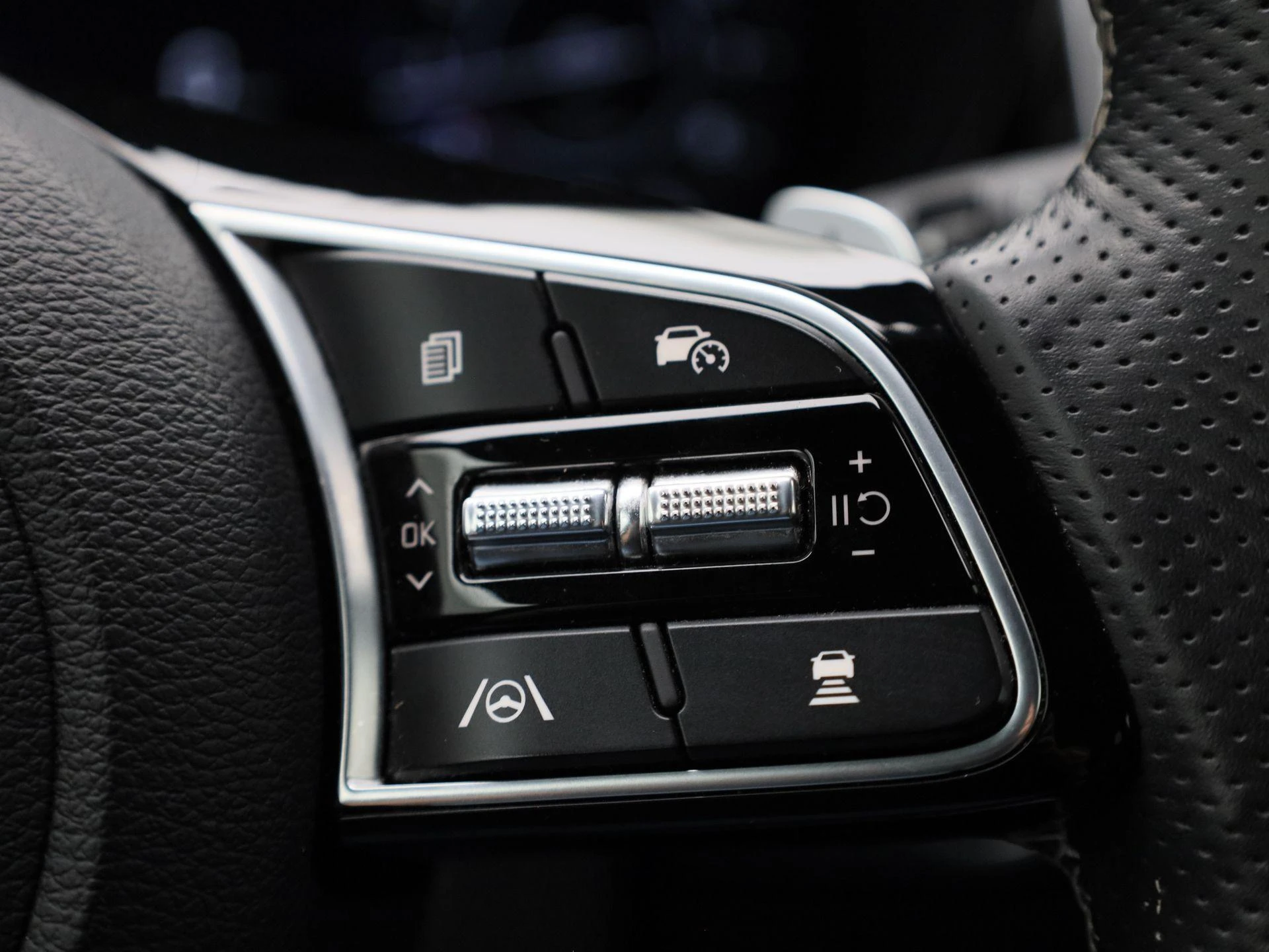 Kia-ProCeed-image-22