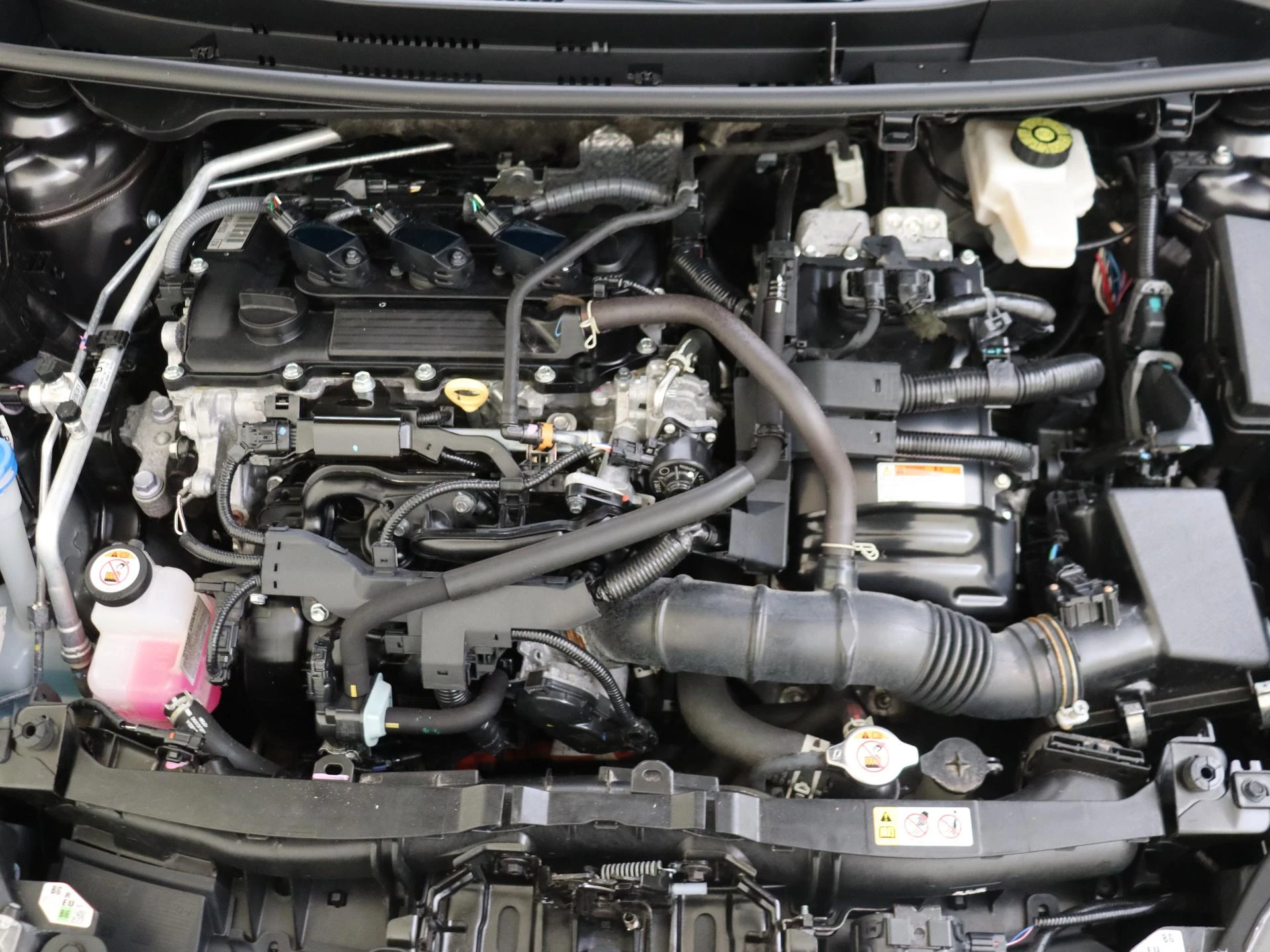 Toyota-Yaris-image-8