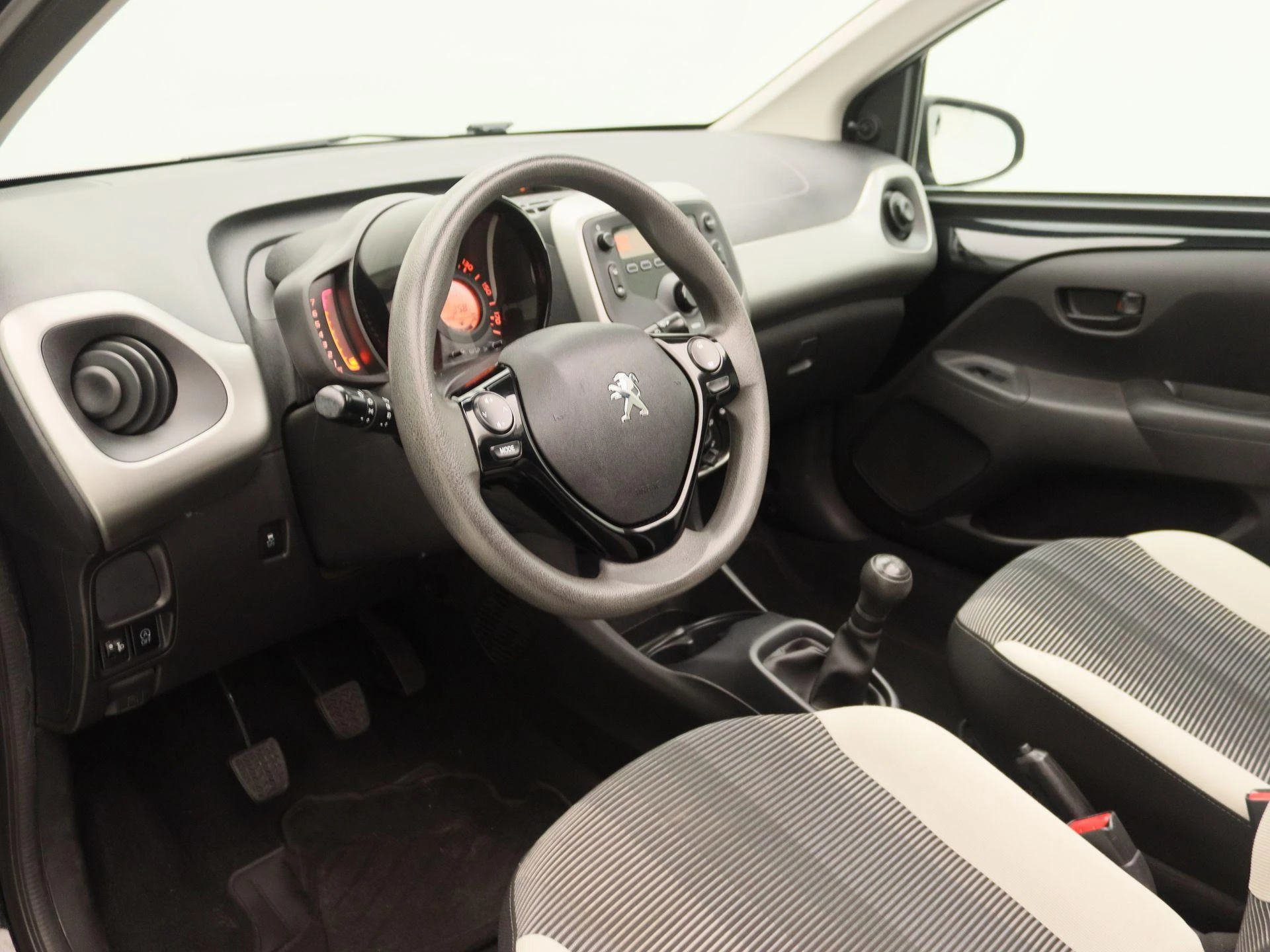 Peugeot-108-image-20
