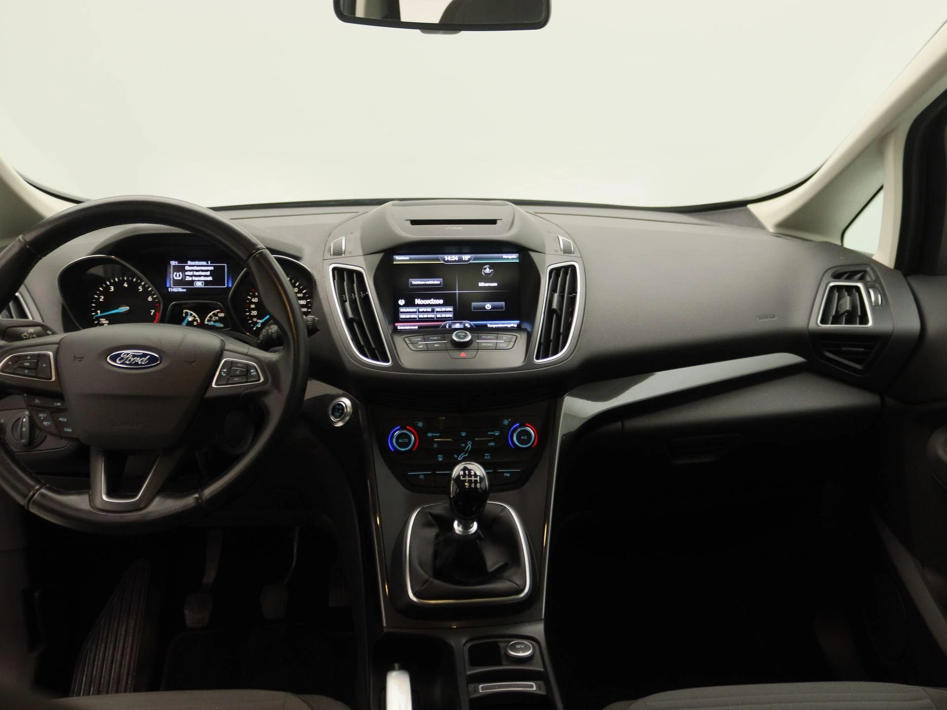 Ford-C-MAX-image-7