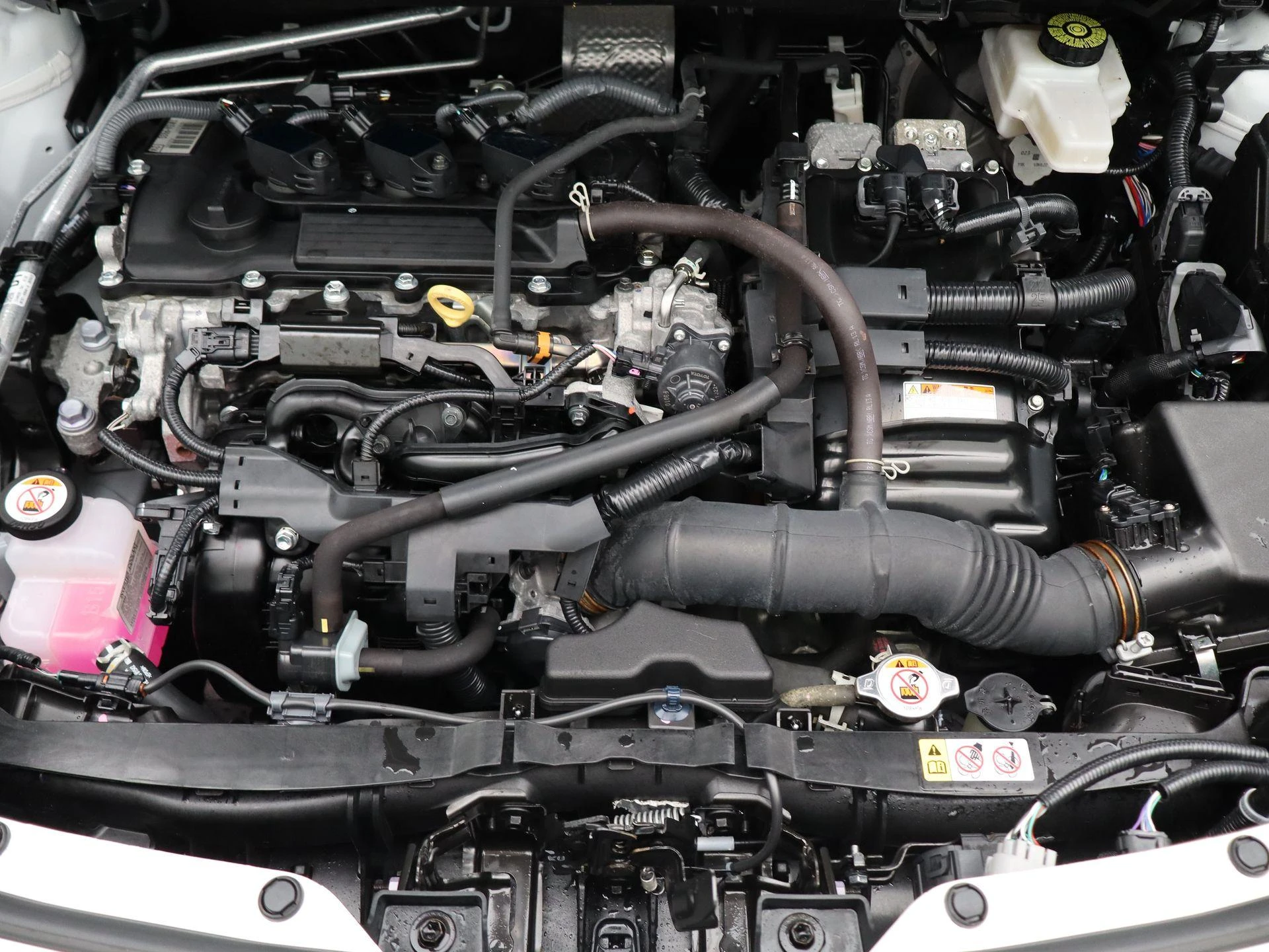 Toyota-Yaris Cross-image-31