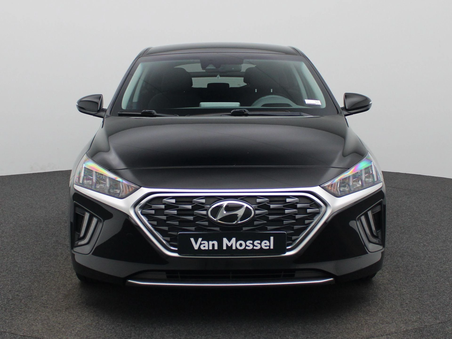 Hyundai-IONIQ-image-2