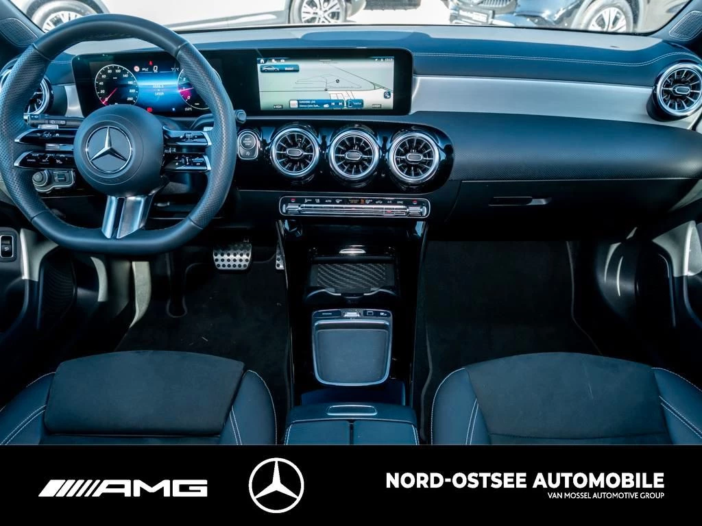 Mercedes-Benz CLA 200 SB AMG NIGHT LED DISTRO KAMERA AMBIENTE AMG LineX118 CLA 200 SB AMG NIGHT LED DISTRO KAMERA AMBIENTE AMG Line