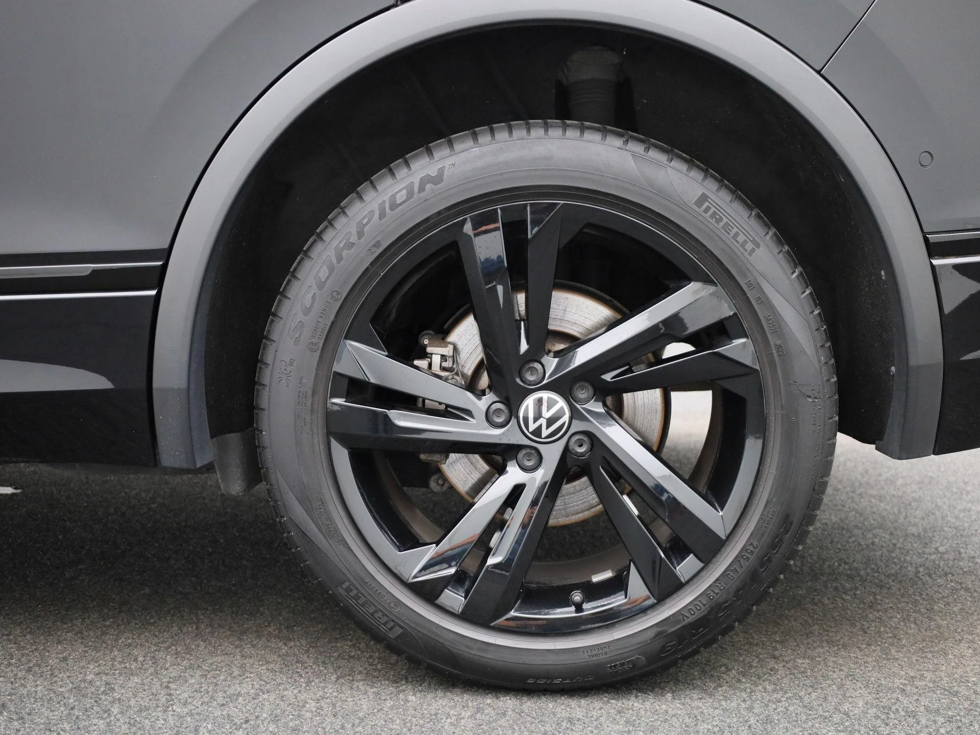 Volkswagen Tiguan 1.4 TSI eHybrid R-Line Business+ 245 PK|