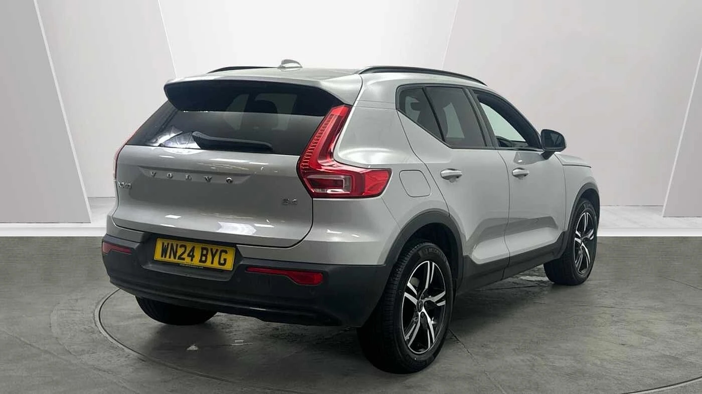 Volvo-XC40-image-1