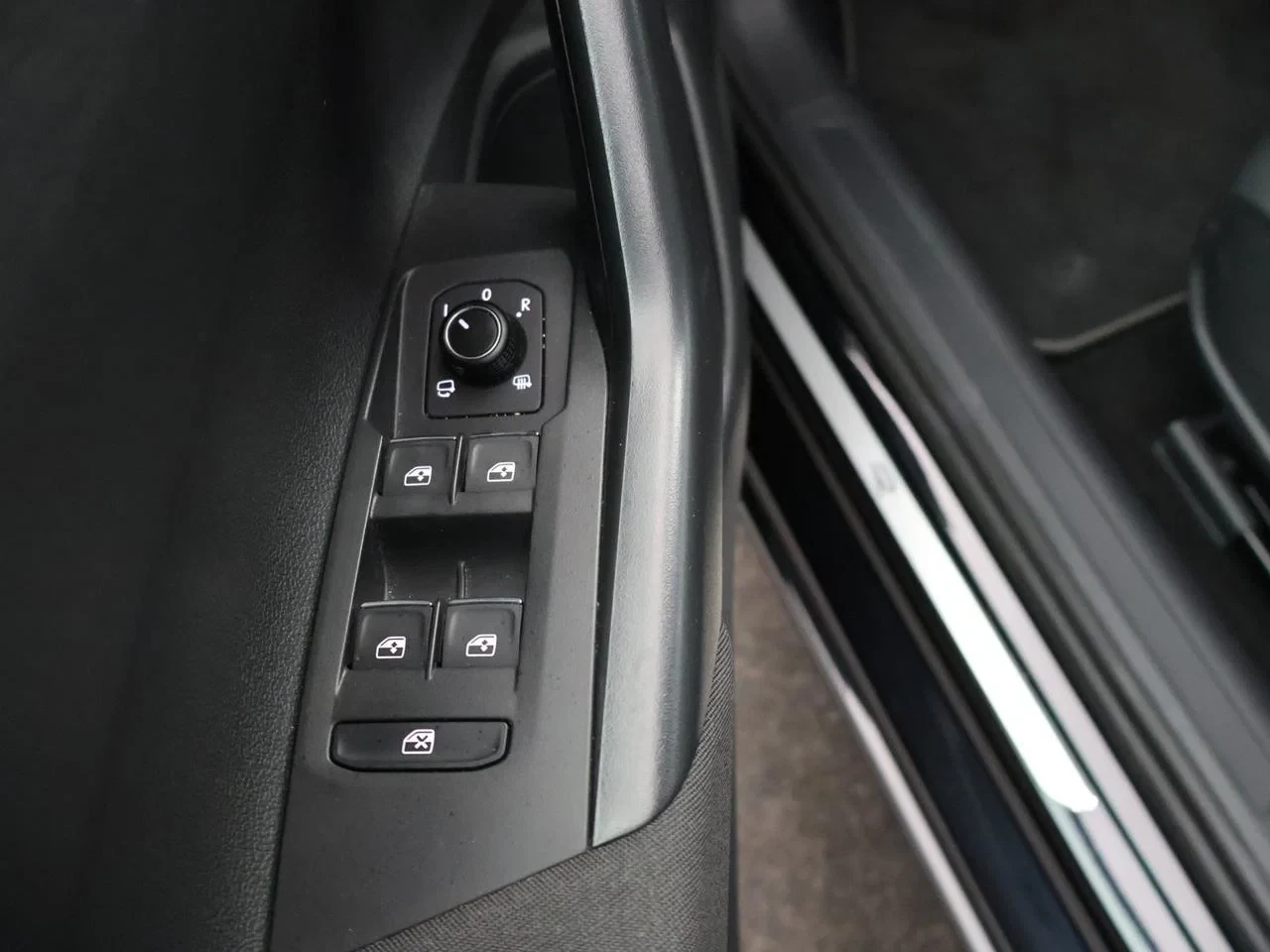 Volkswagen-Taigo-image-20