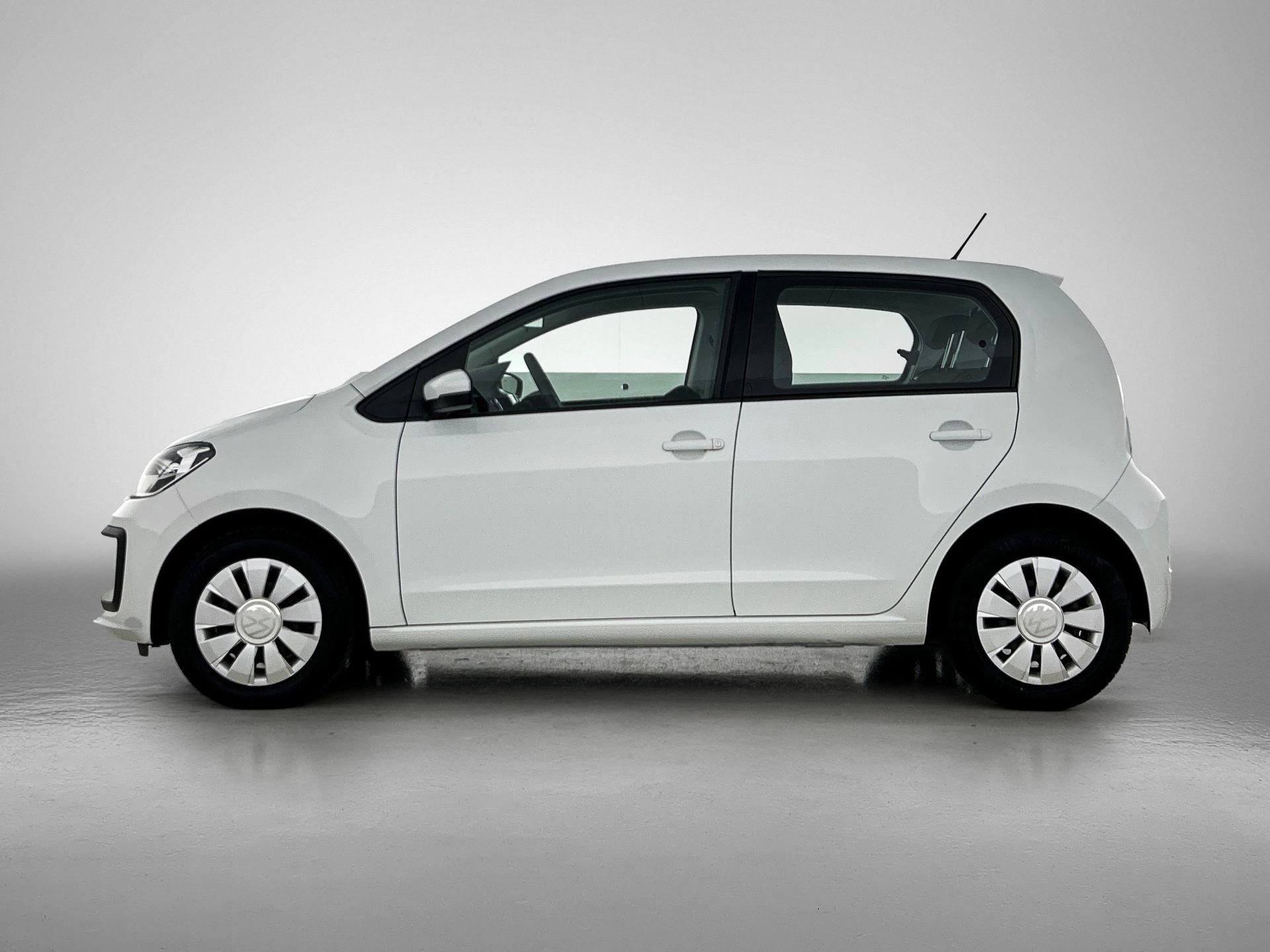 Volkswagen-up!-image-1