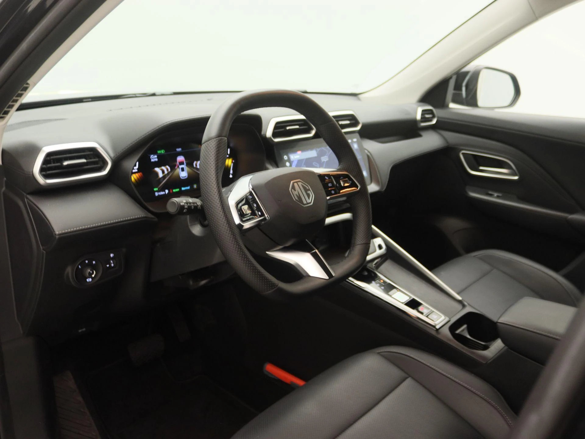 MG-ZS-image-21