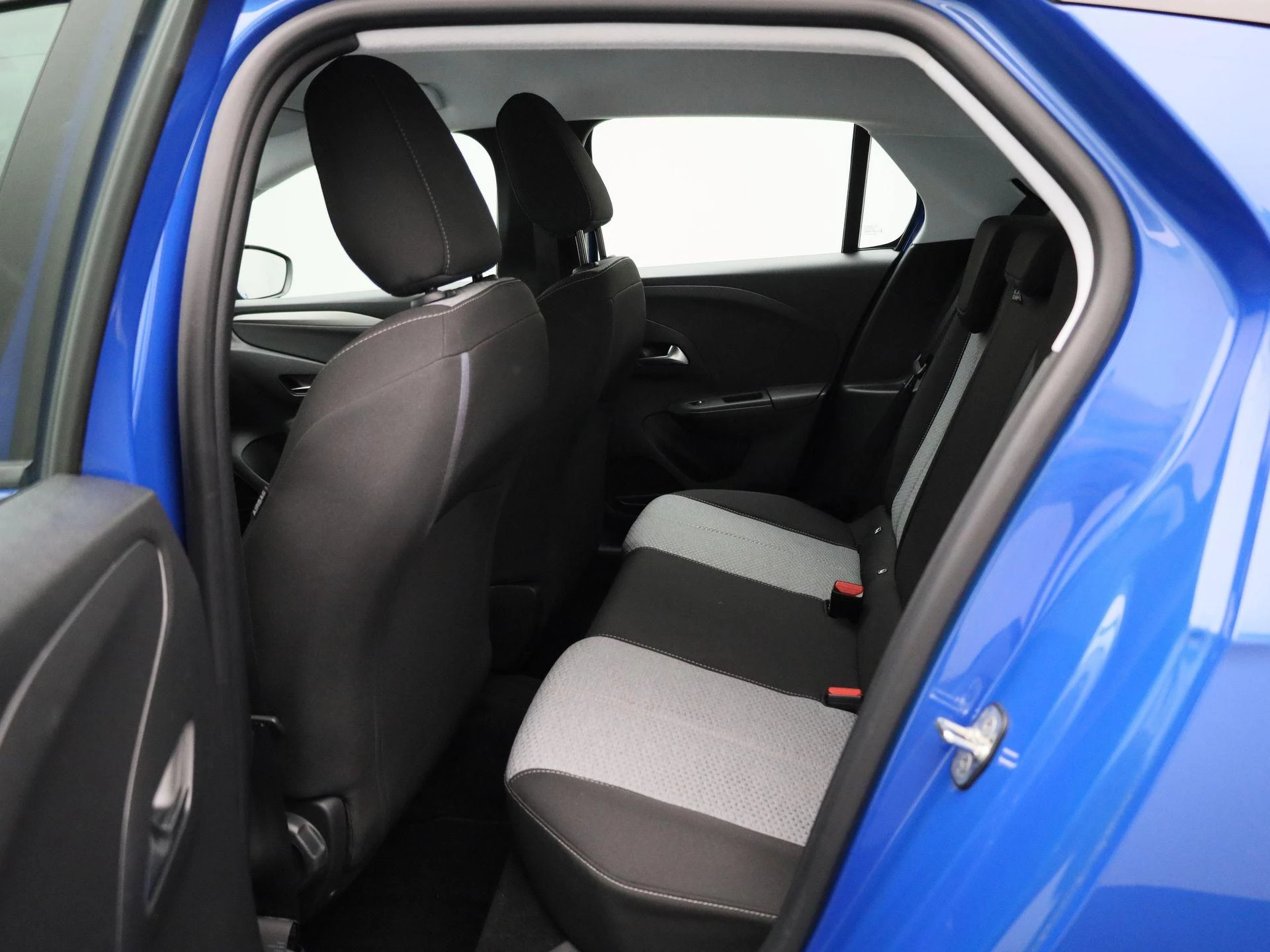 Opel-Corsa-image-9