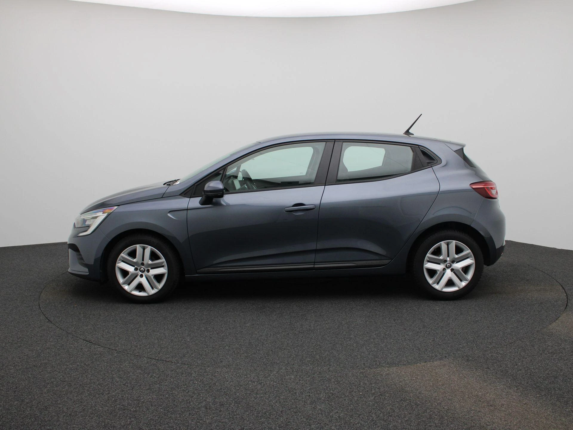 Renault-Clio-image-3