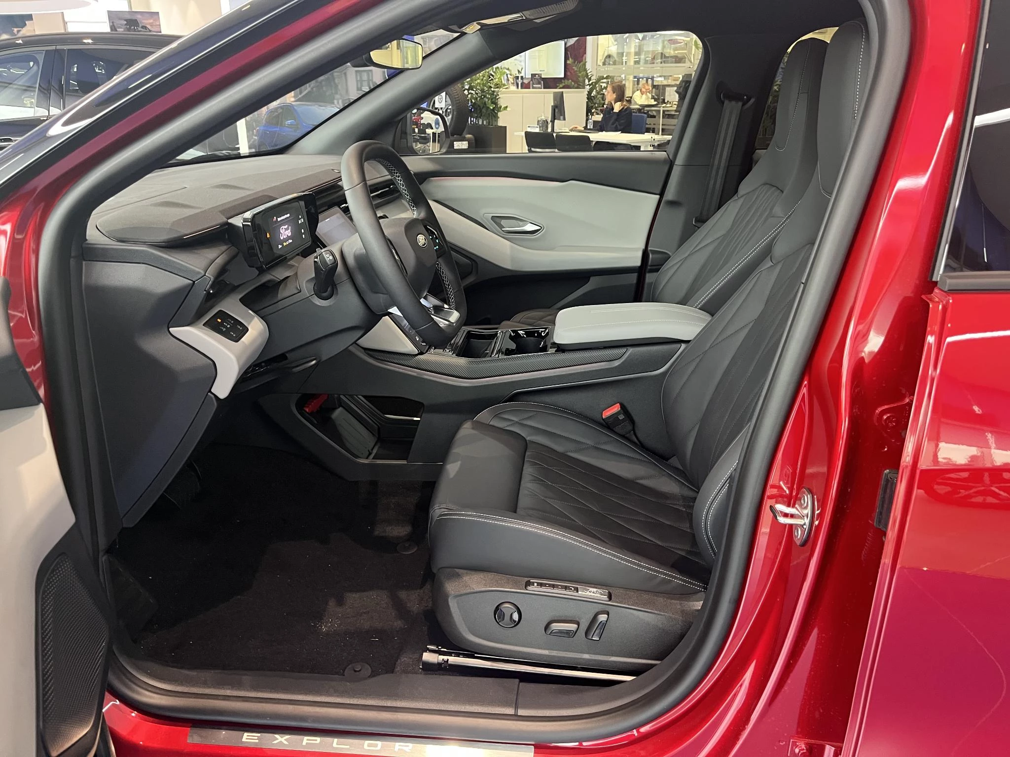 Ford-Explorer-image-10